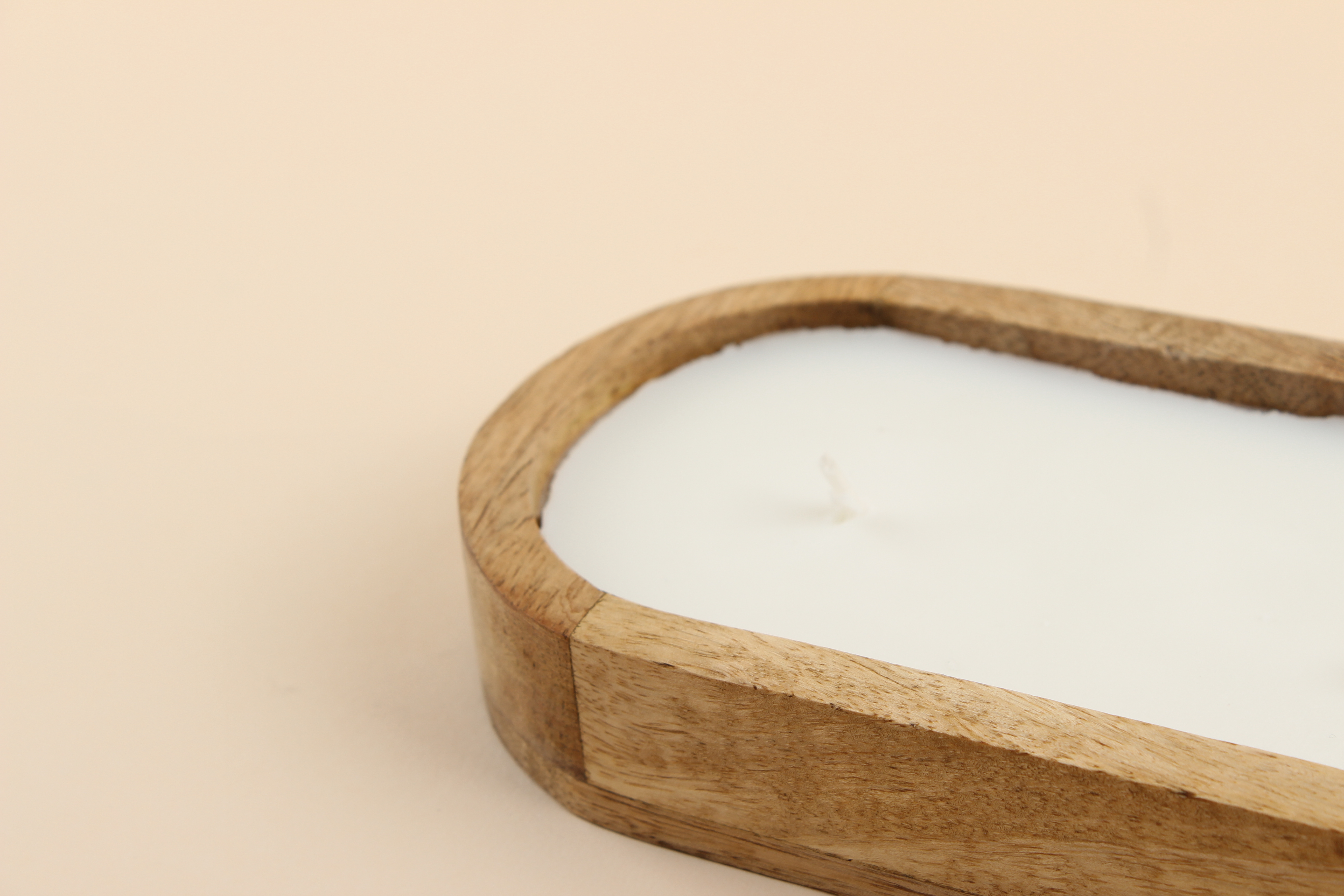 شمعة معطرة