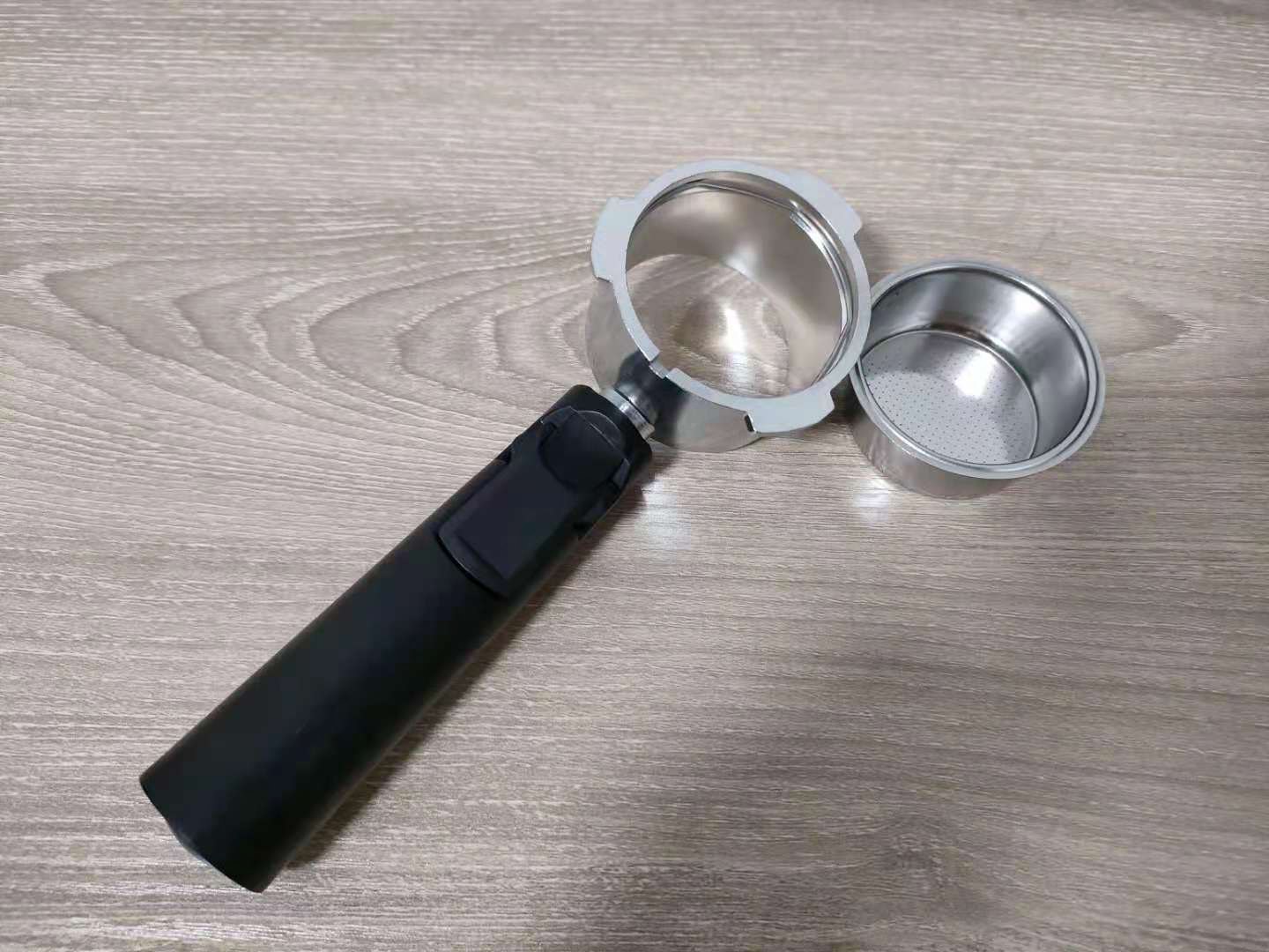 بورتافلتر مقاس 51  بمقبض أسود مع باسكت دبل