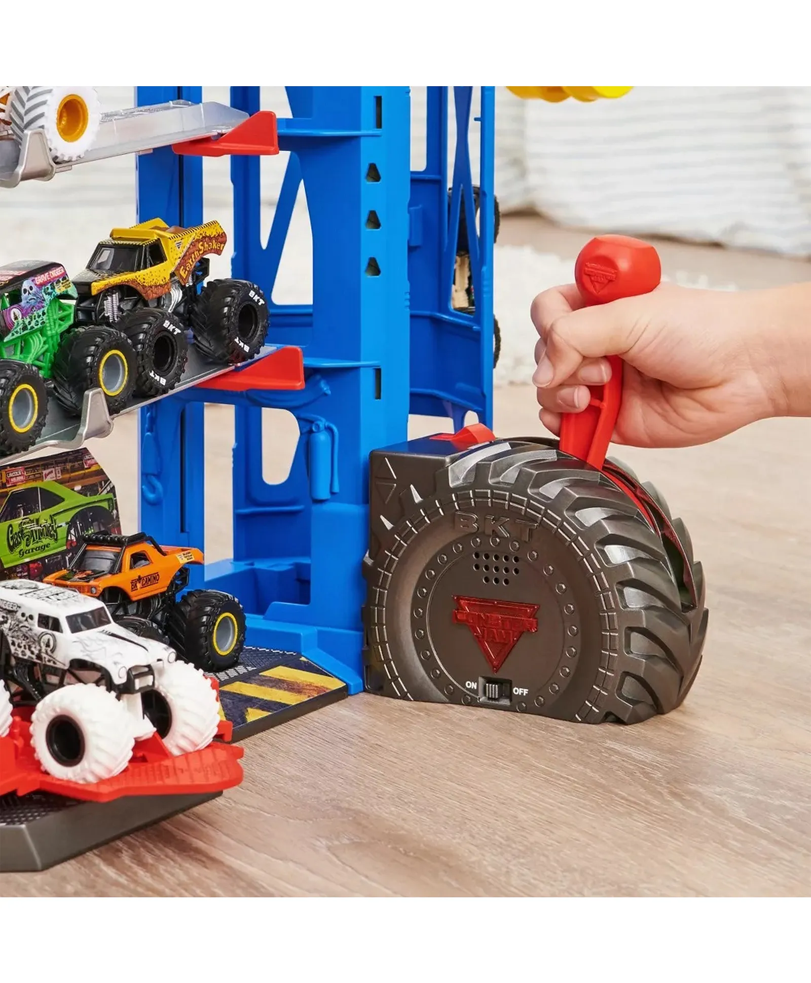 Monster Jam | Garage Playset