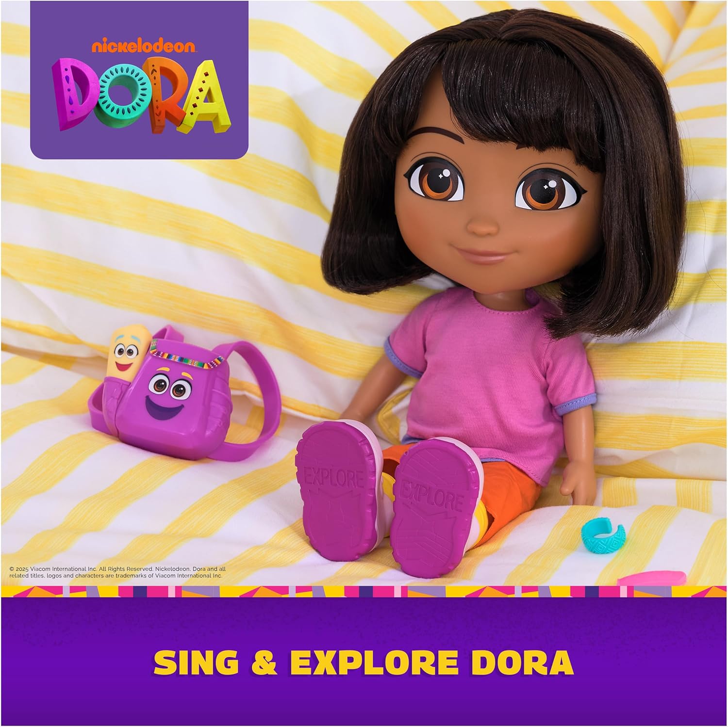 Dora doll with removable shoes & accessories