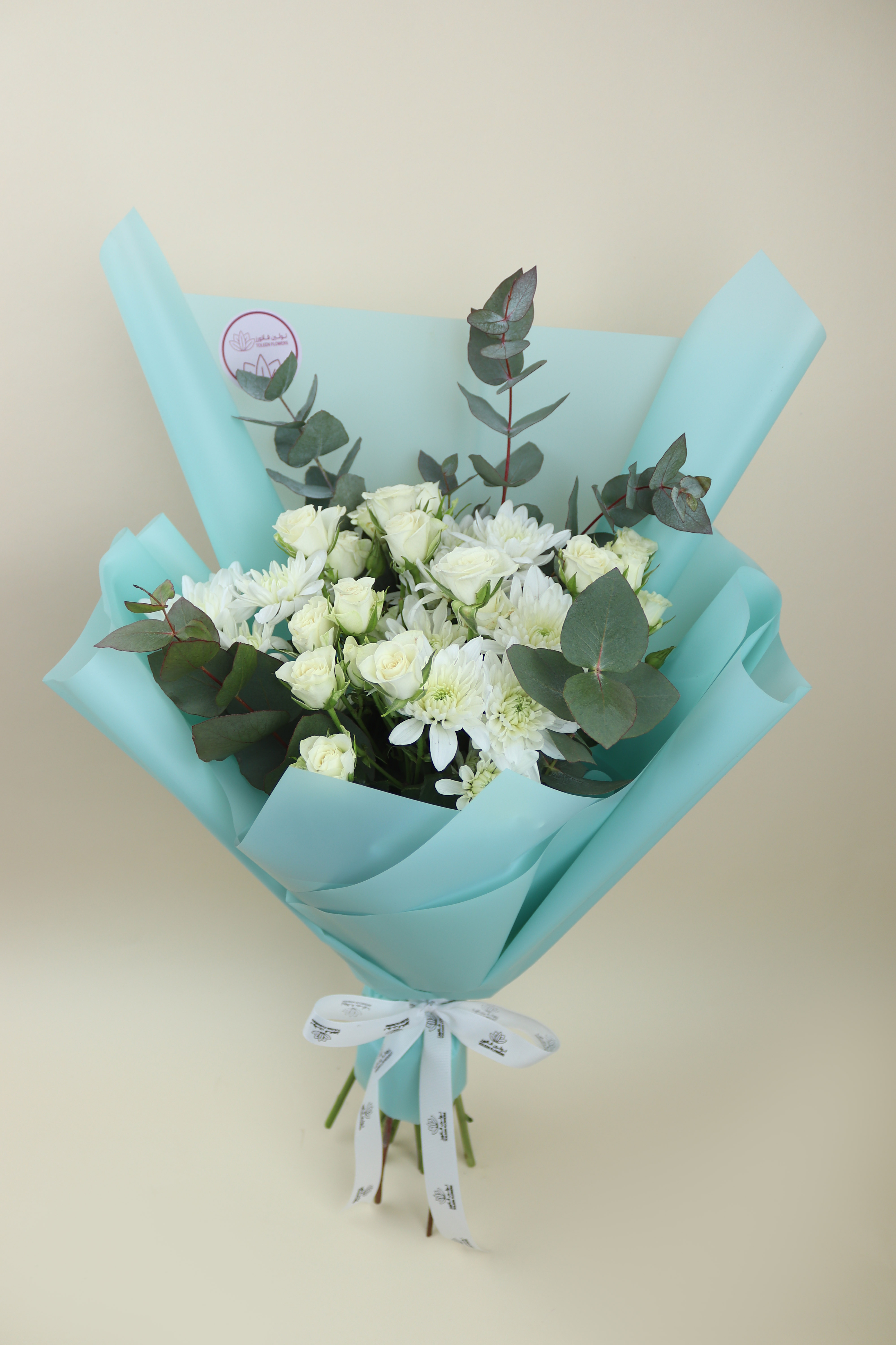  The luxury of flowers 