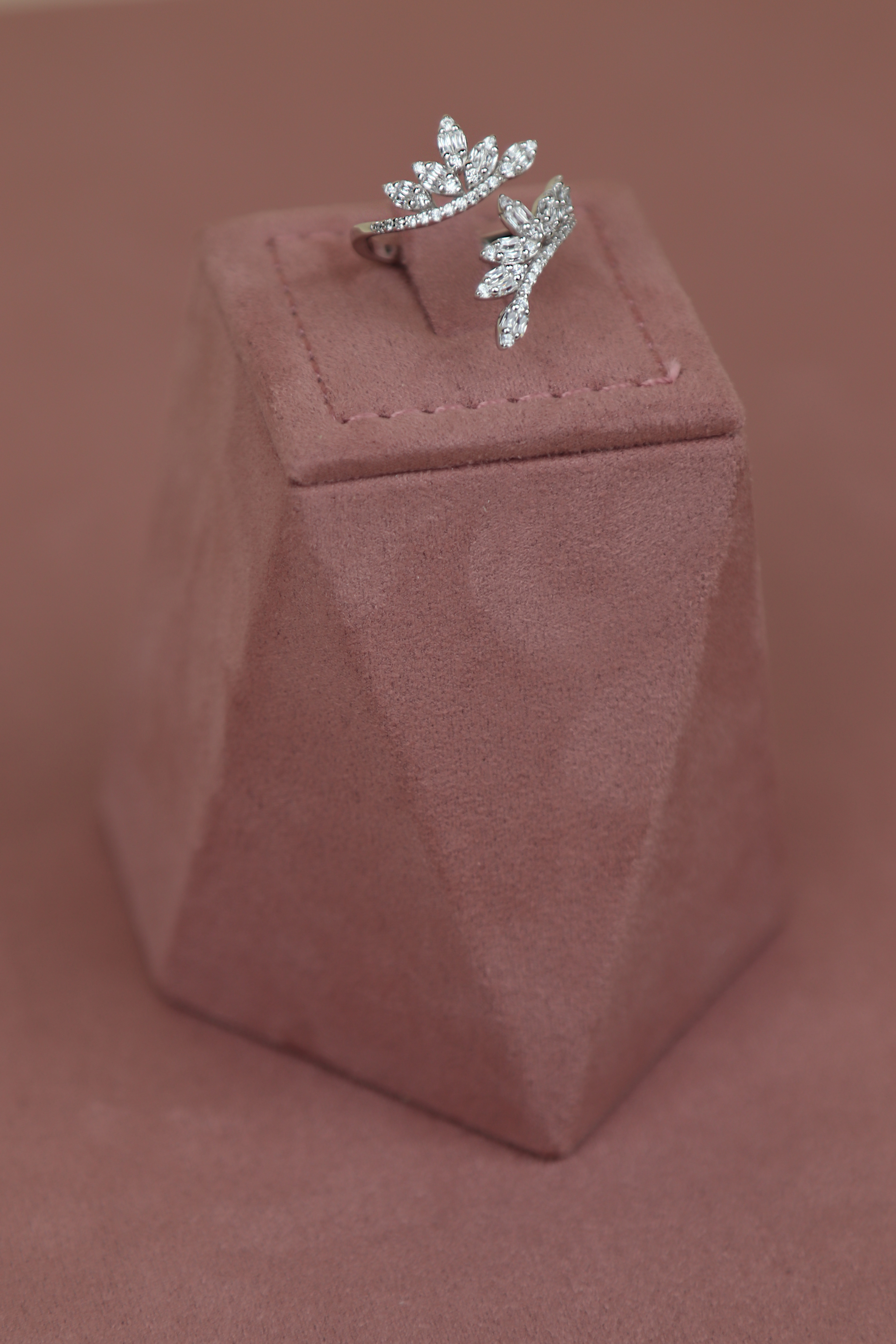  Gift set with rose bouquet 
