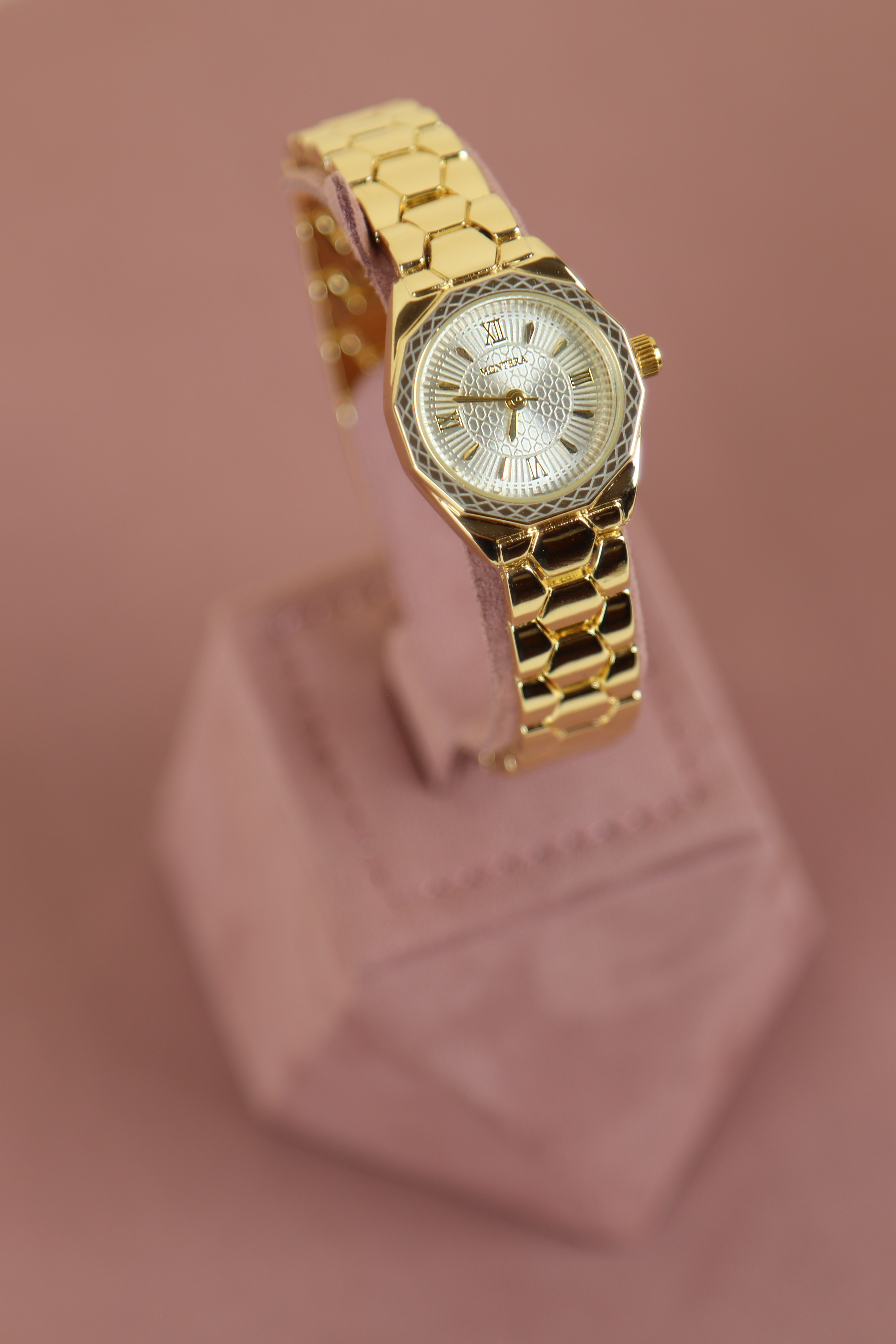  Classic Gold 