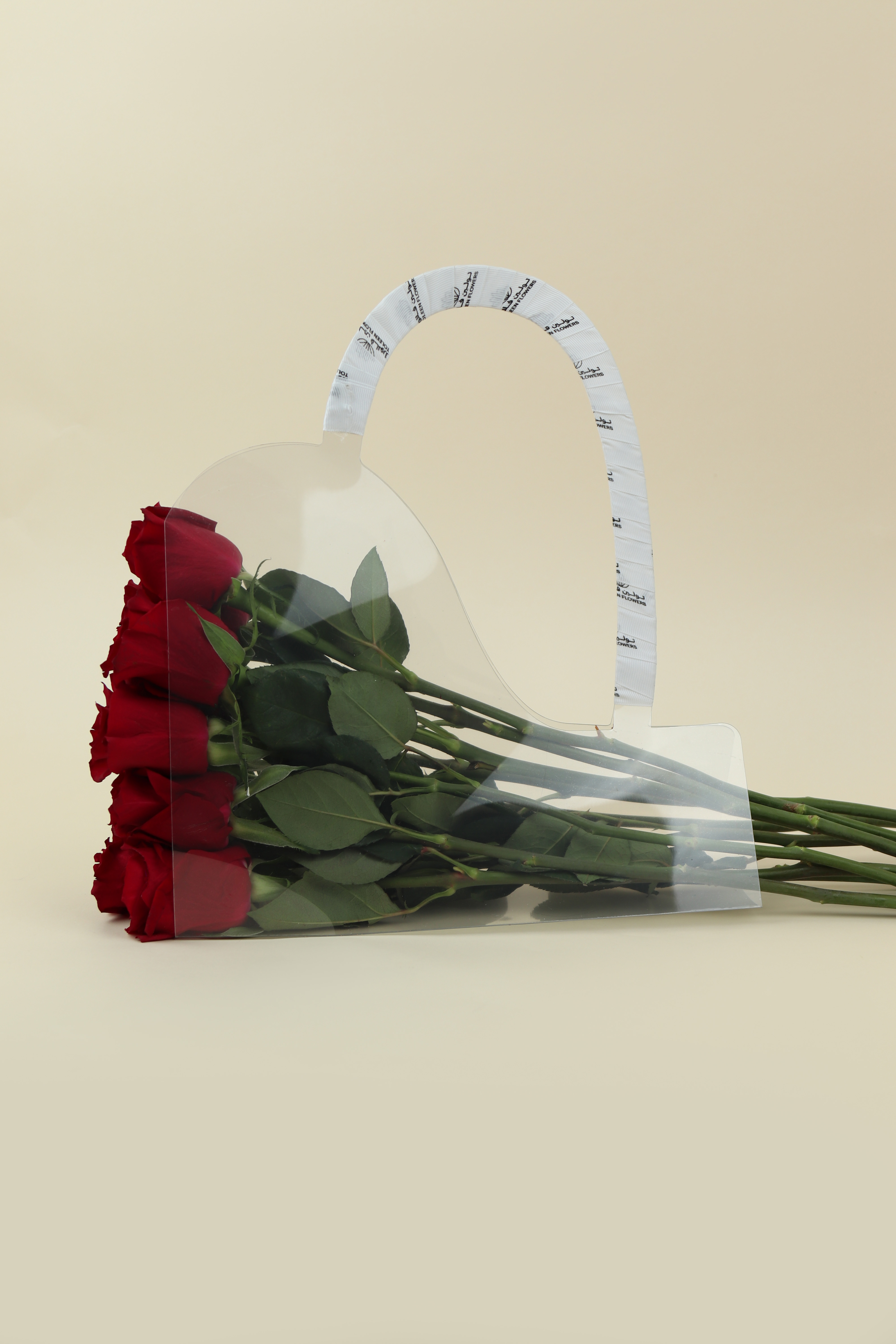  الجوري الأحمر الأنيق 