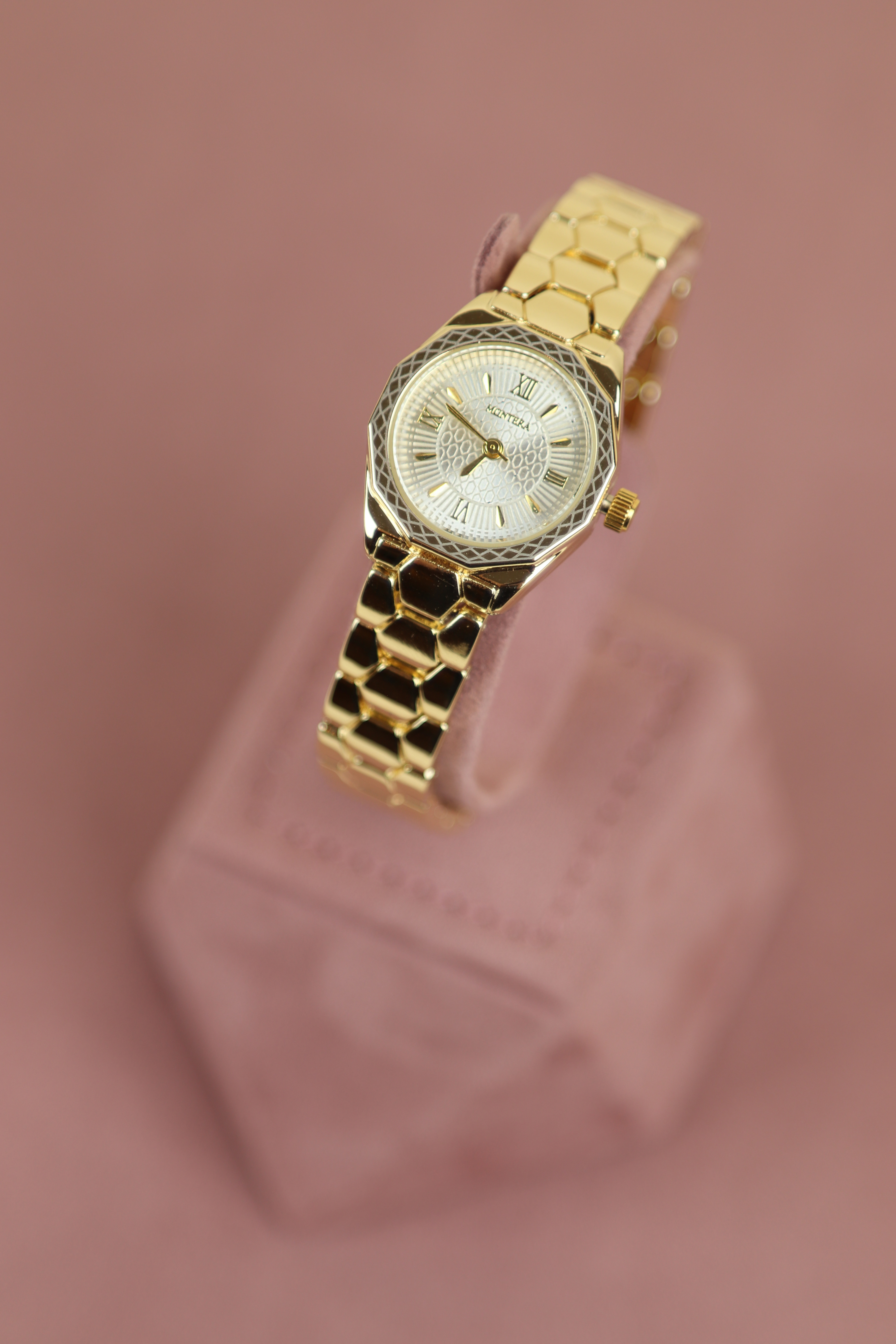  Classic Gold 