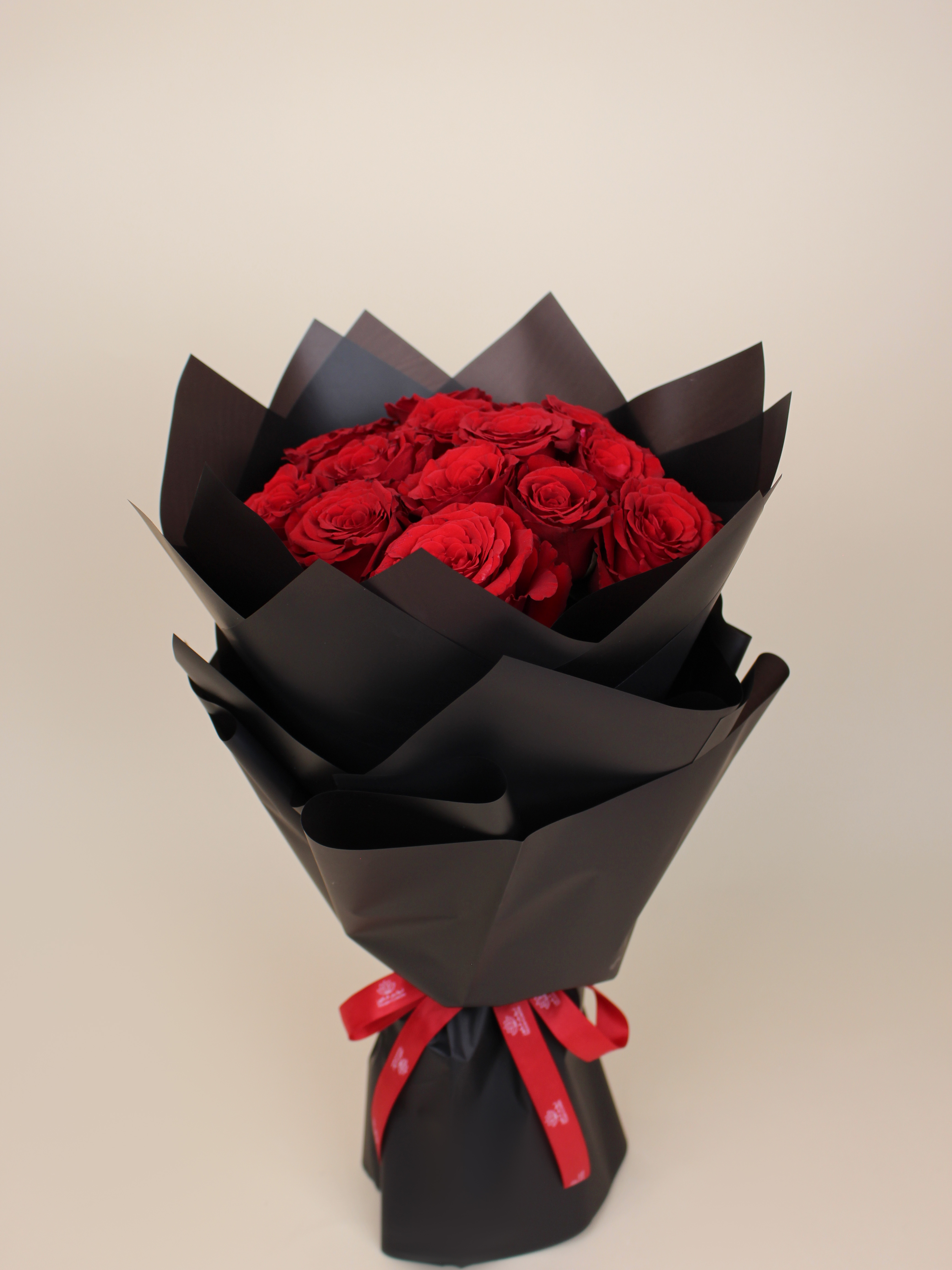  عشق أحمر 