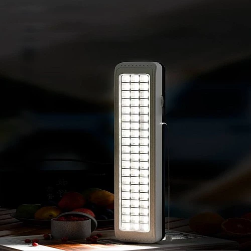  لمبة طوارئ قابلة للشحن لون الإنارة ابيض تصميم عملي واضاءة قوية 