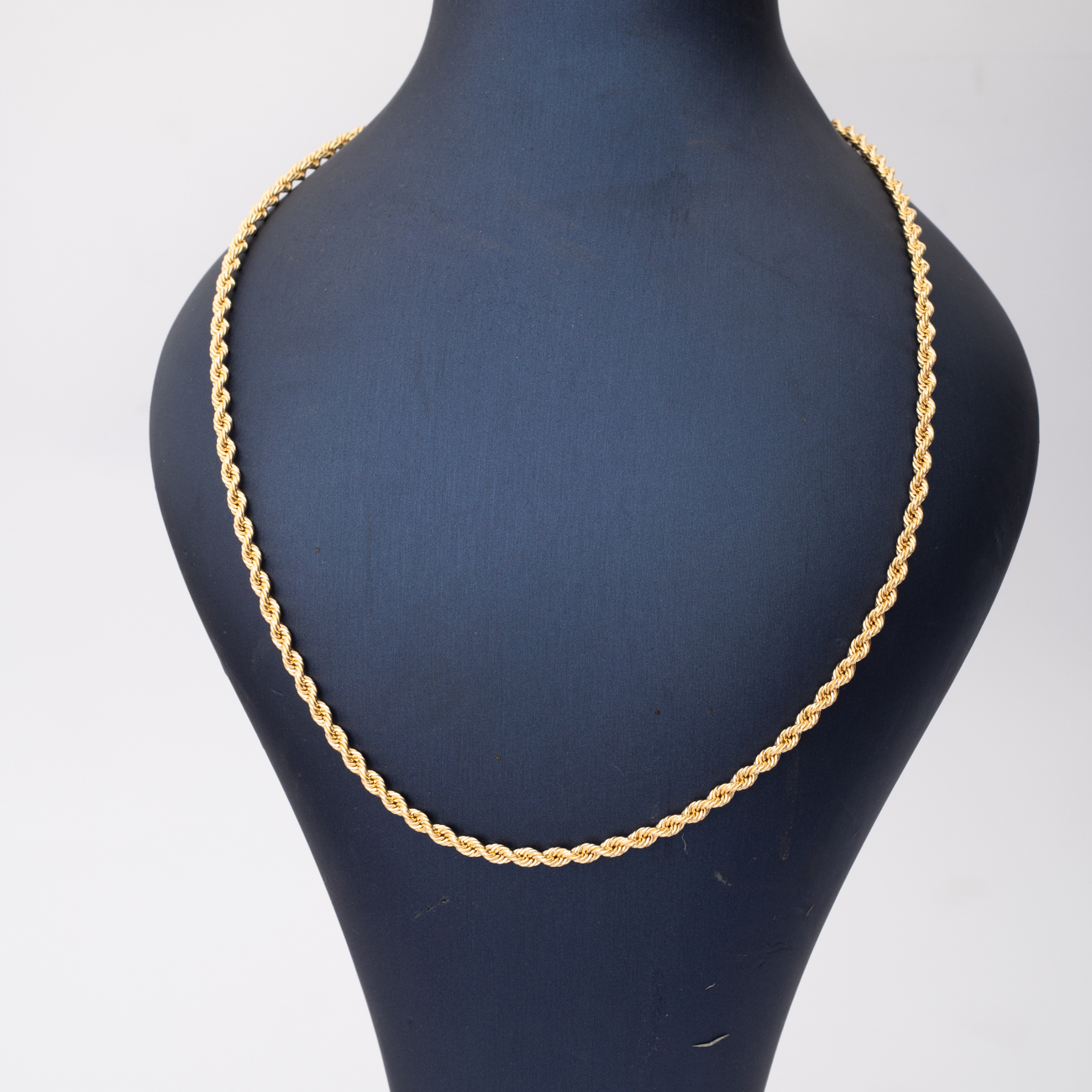  سلسال الجنزير عيار 18 g  