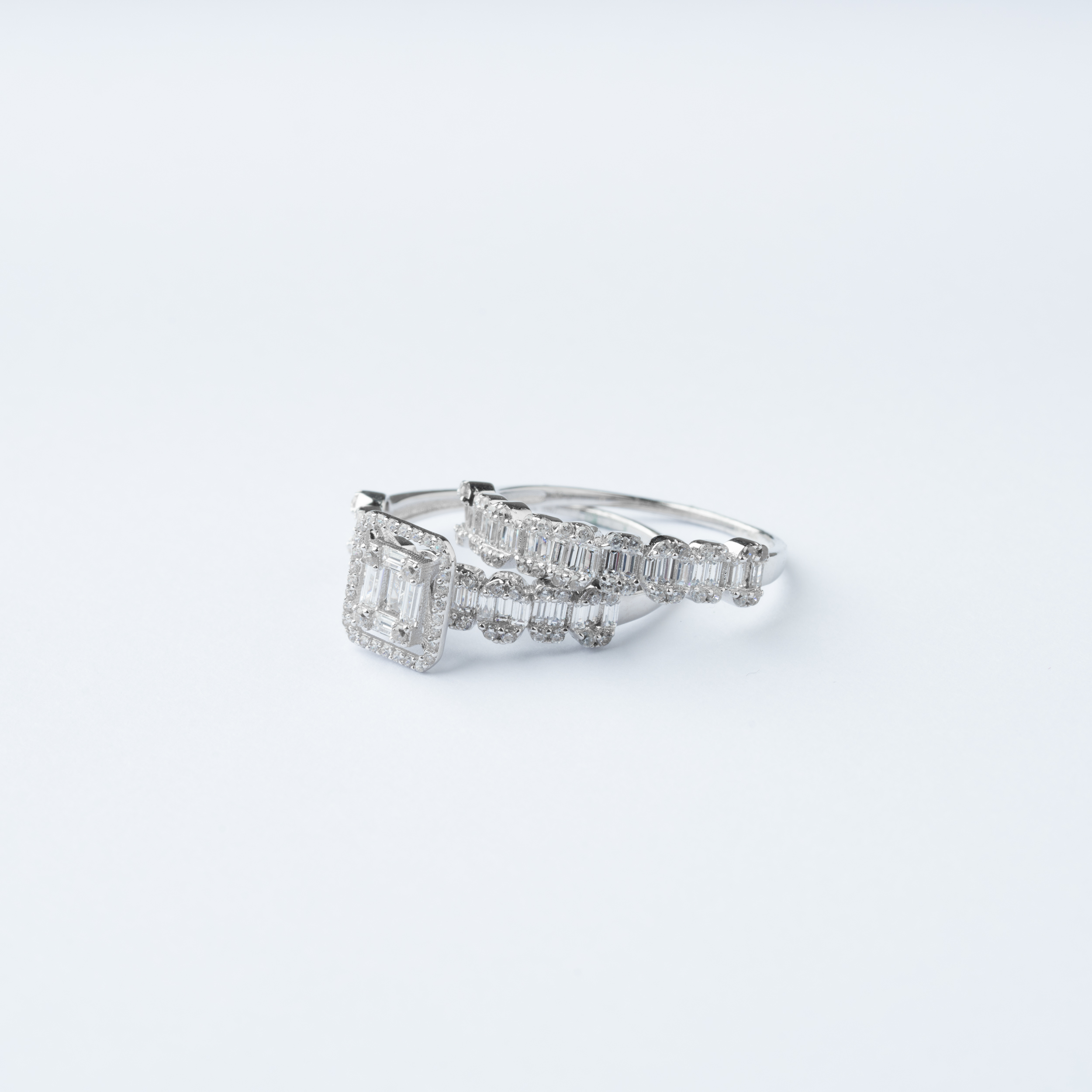  18K Gold Twin Ring 
