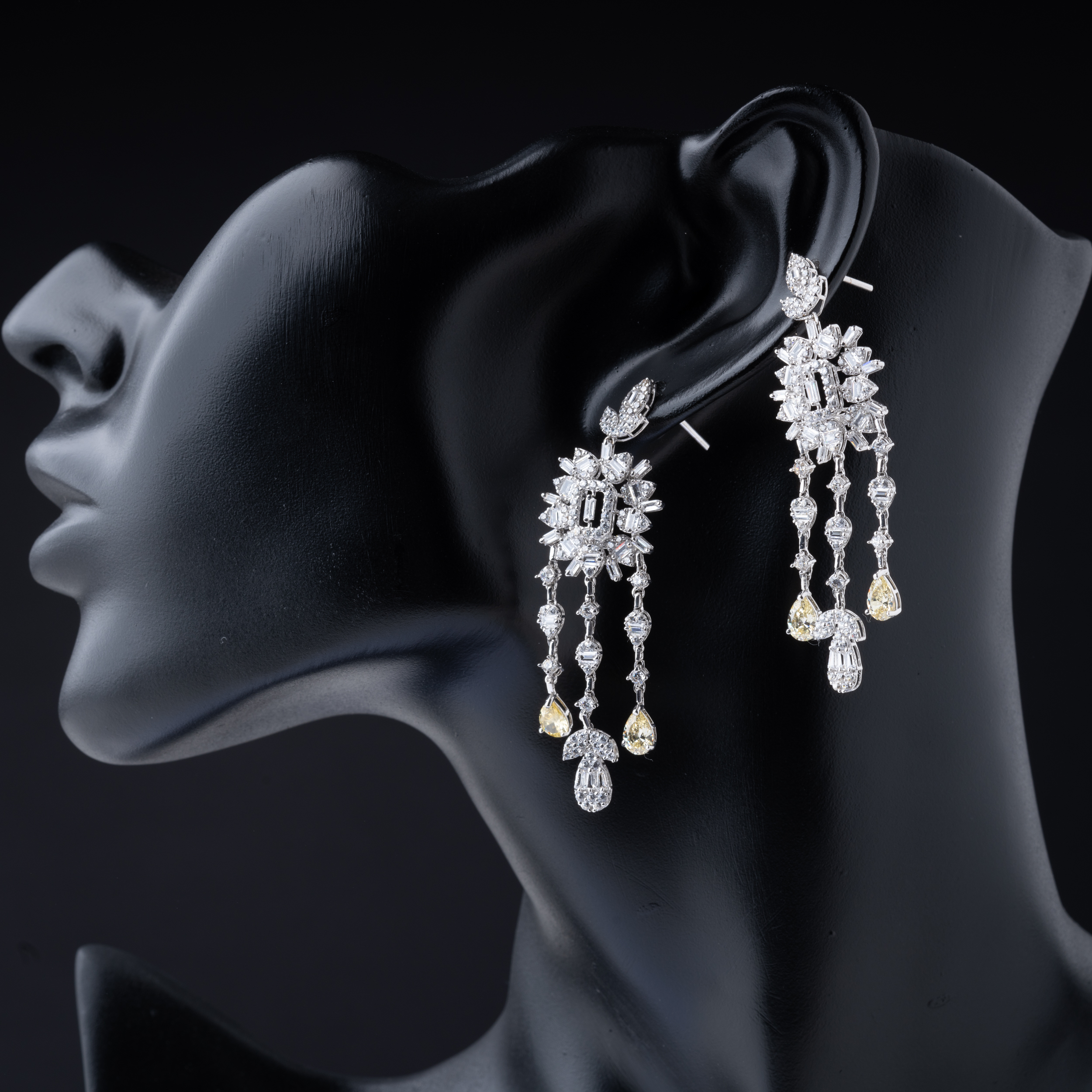  18K Gold Earrings 