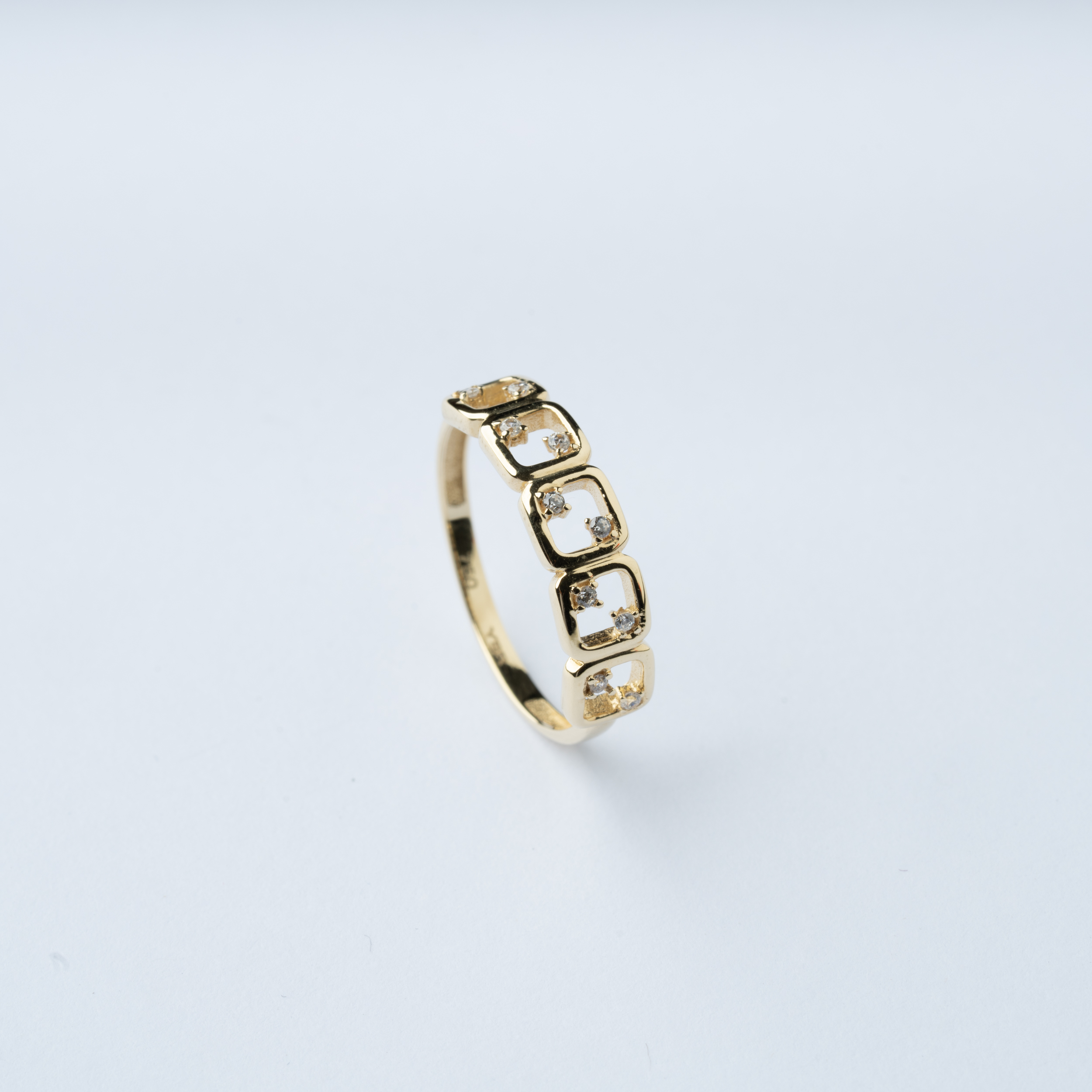  18K Gold Ring 