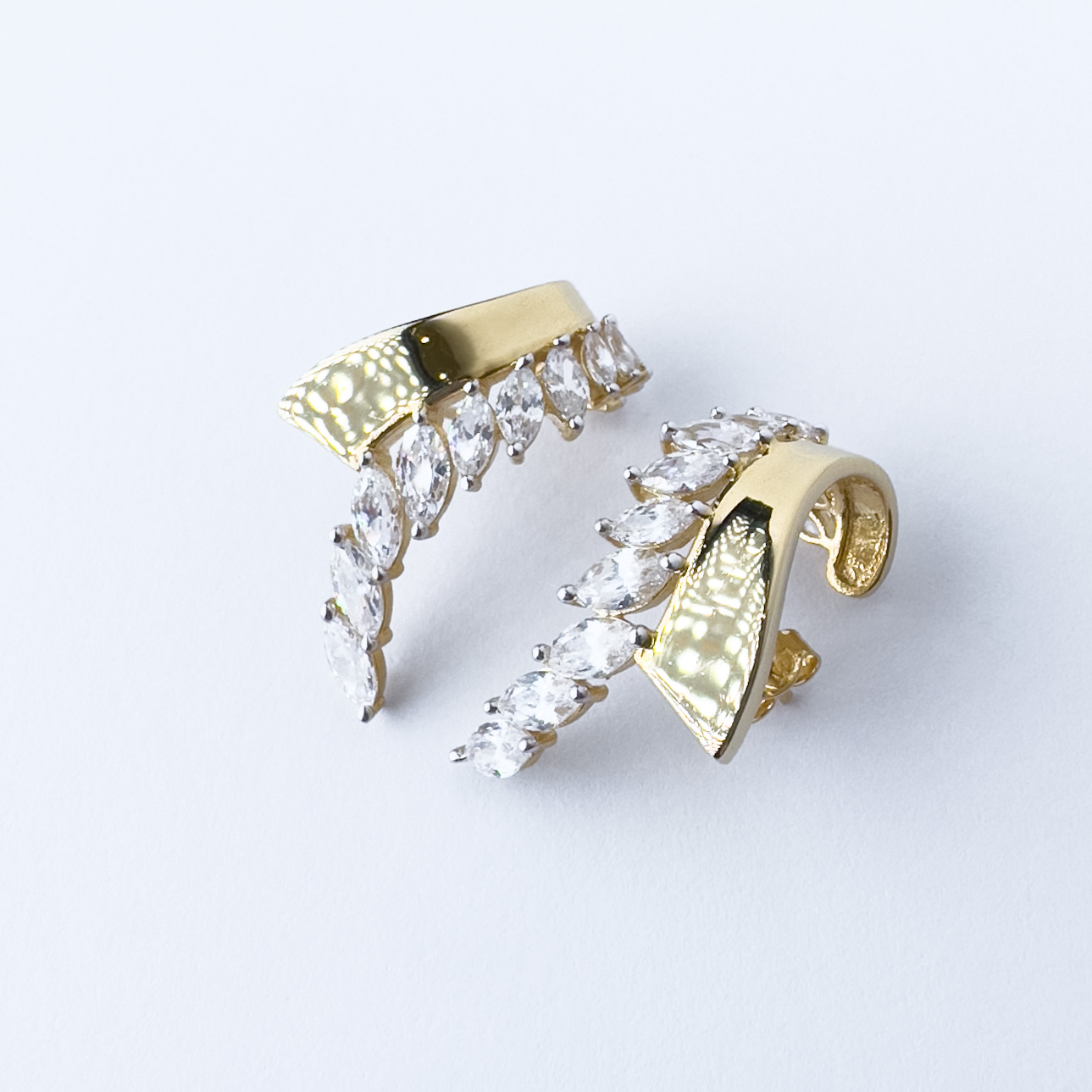  18K Gold Earrings 