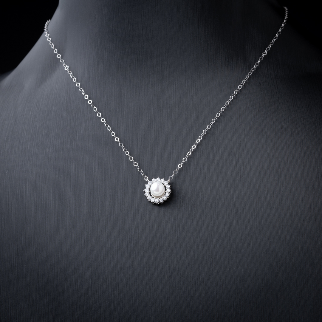  18K Gold Necklace 