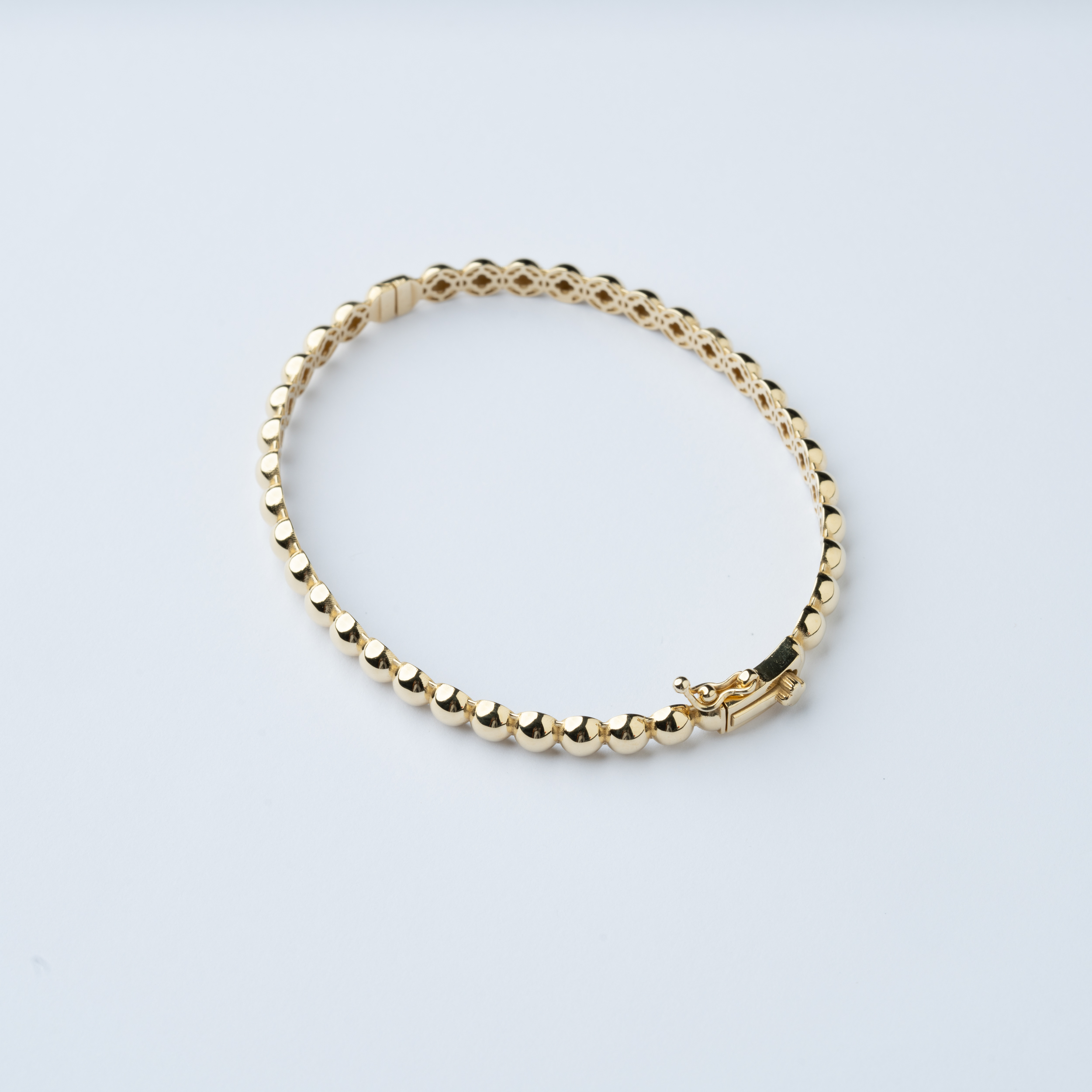  18K Gold Bangle 