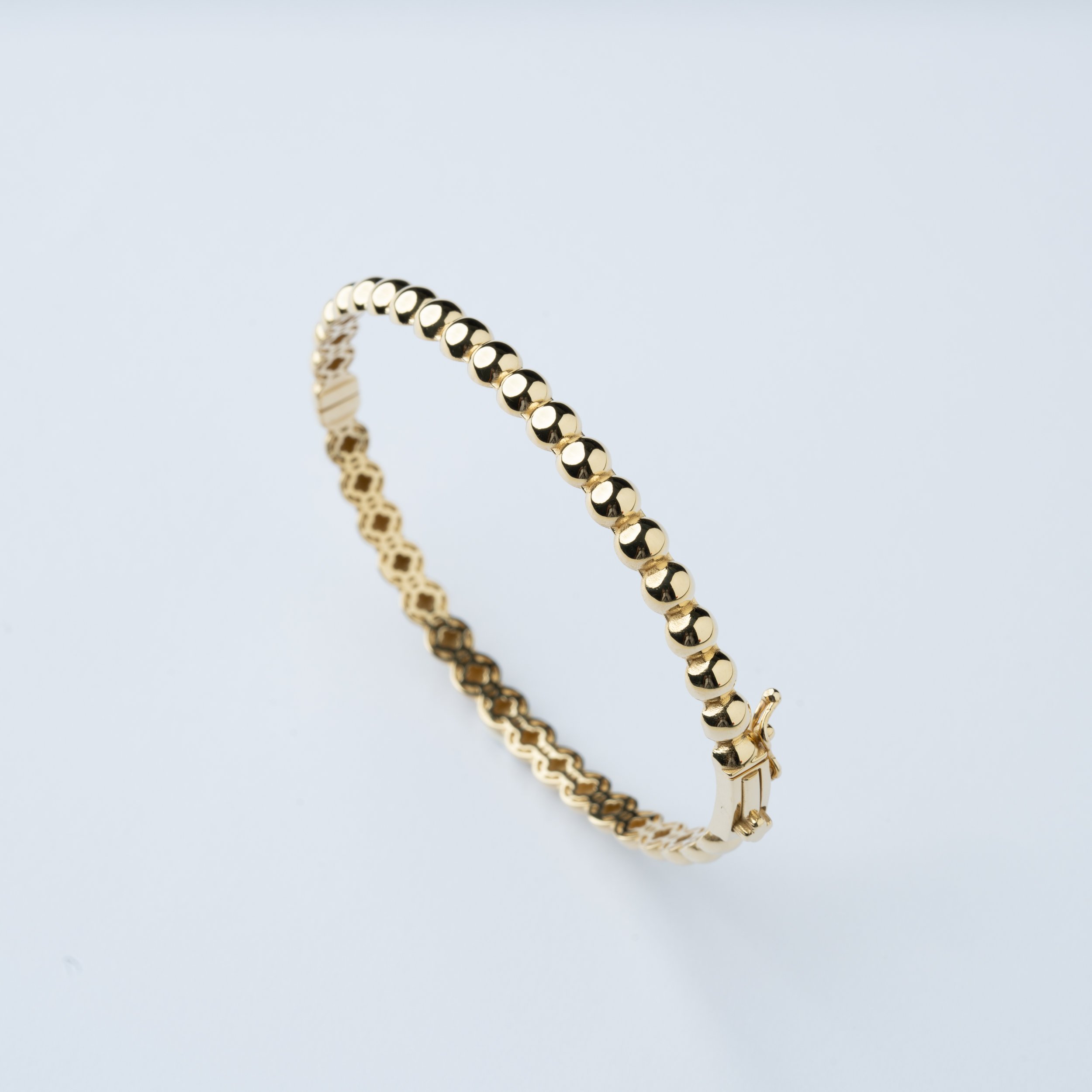  18K Gold Bangle 