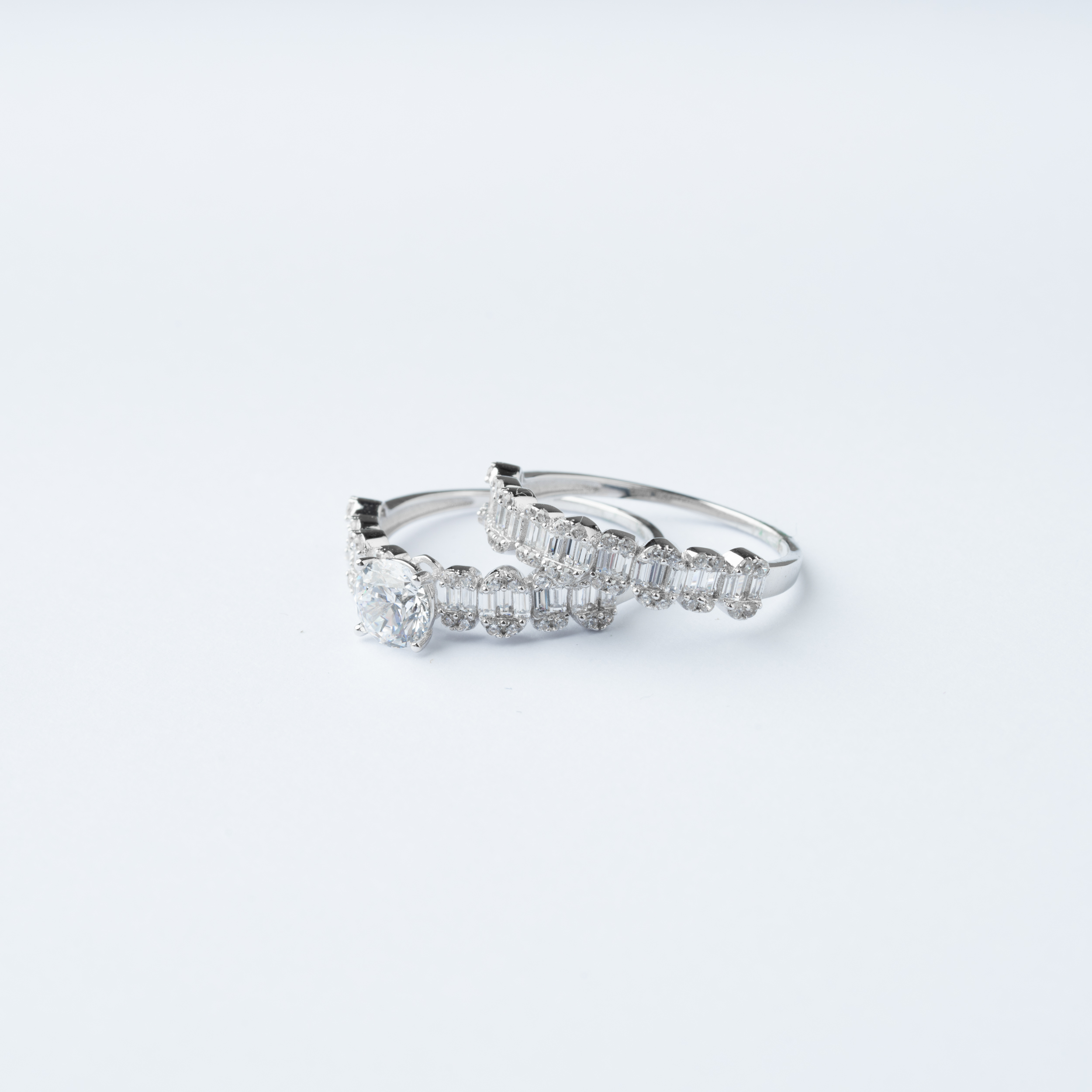  18K Gold Twin Ring 