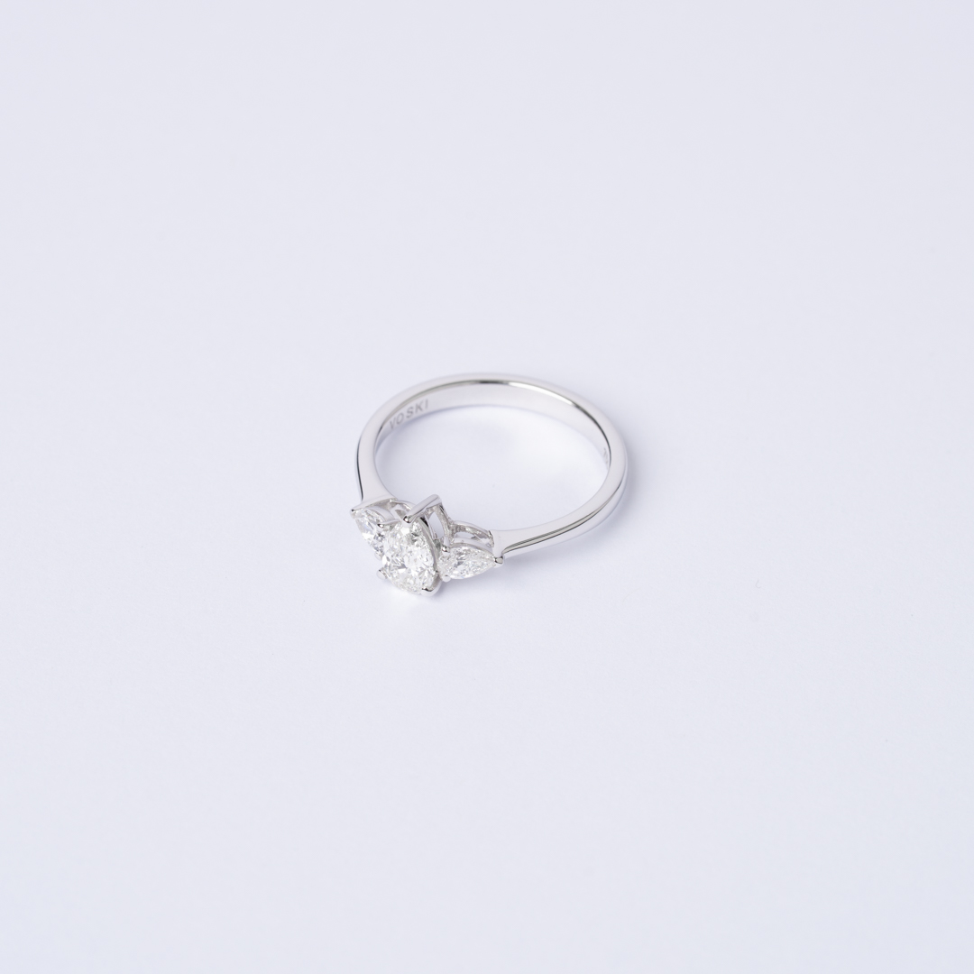  18K Diamond Ring 
