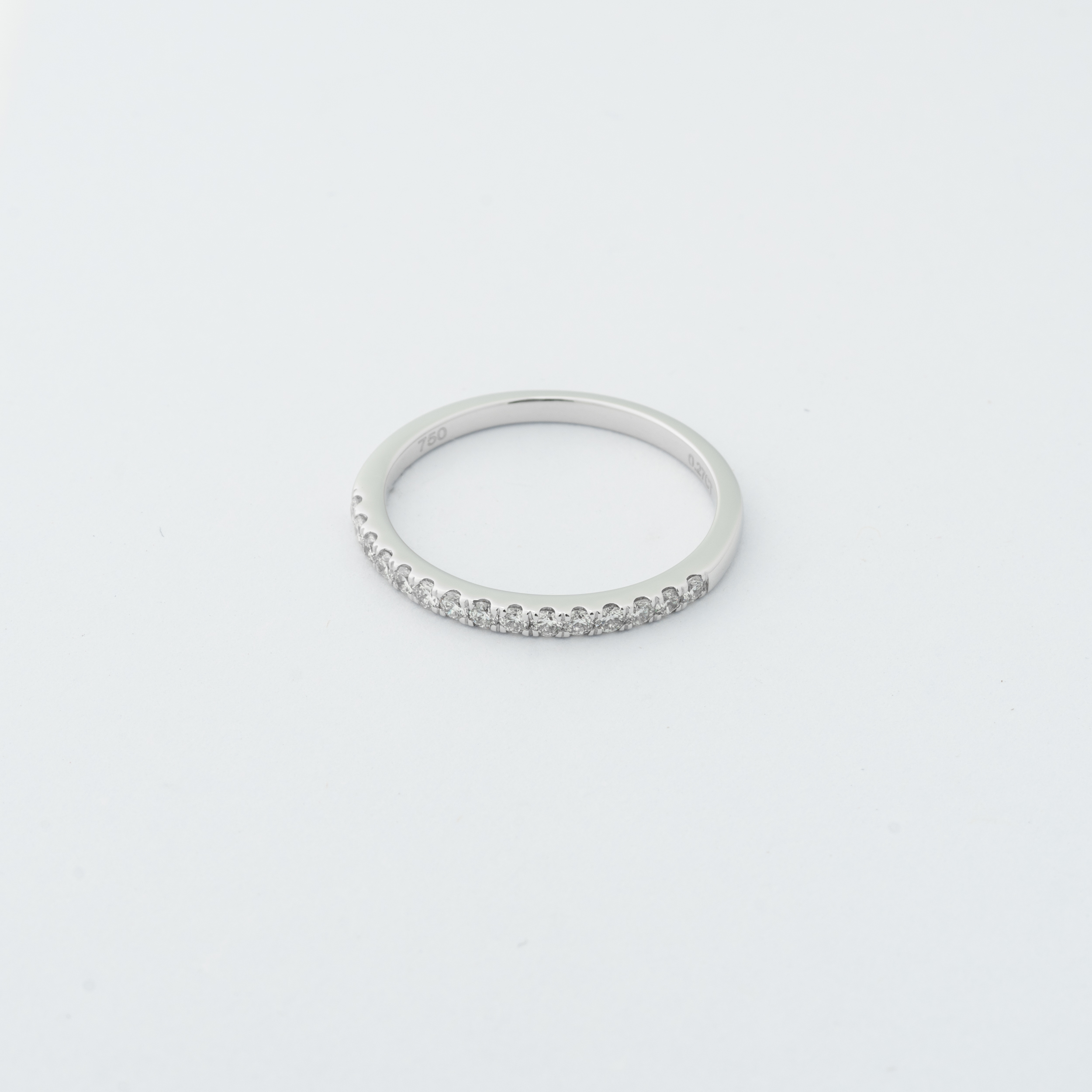  18K Diamond Ring 