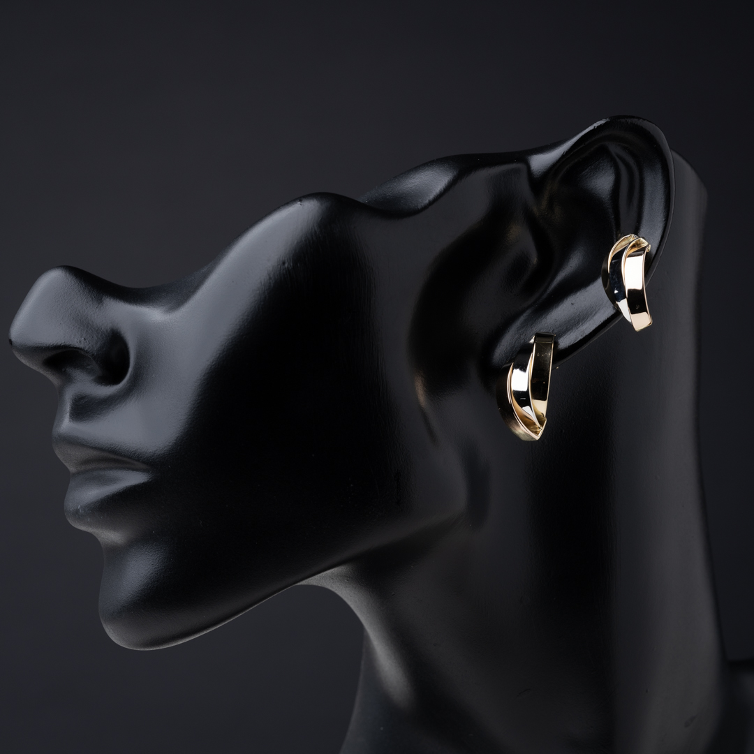  18K Gold Earrings 