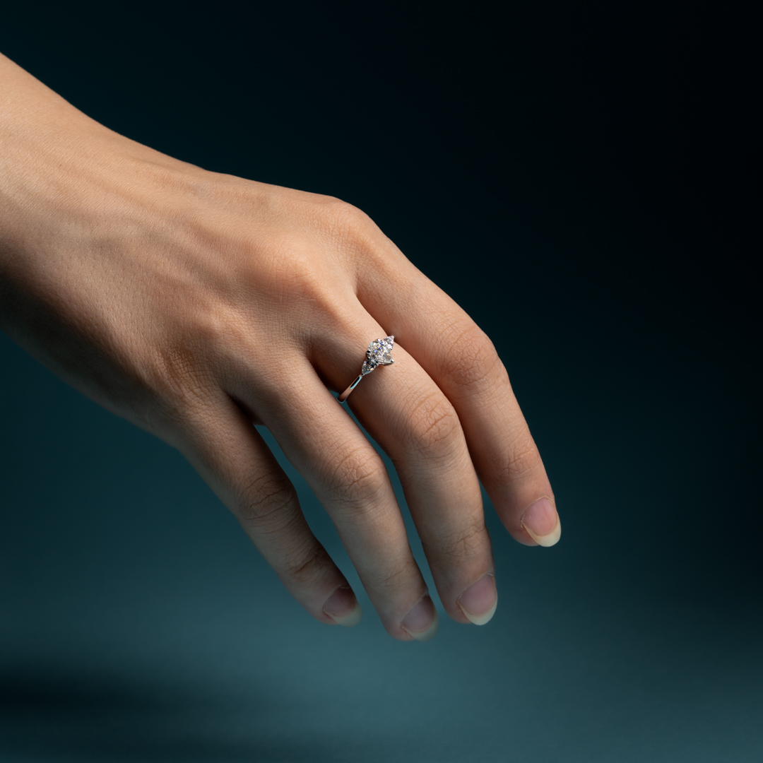  18K Diamond Ring 