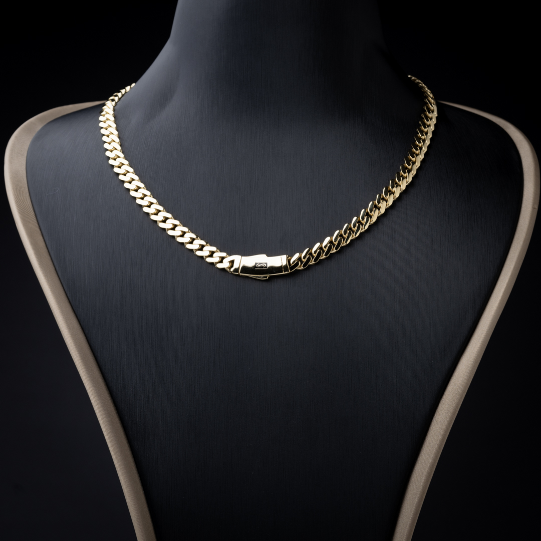  18K Gold Necklace 