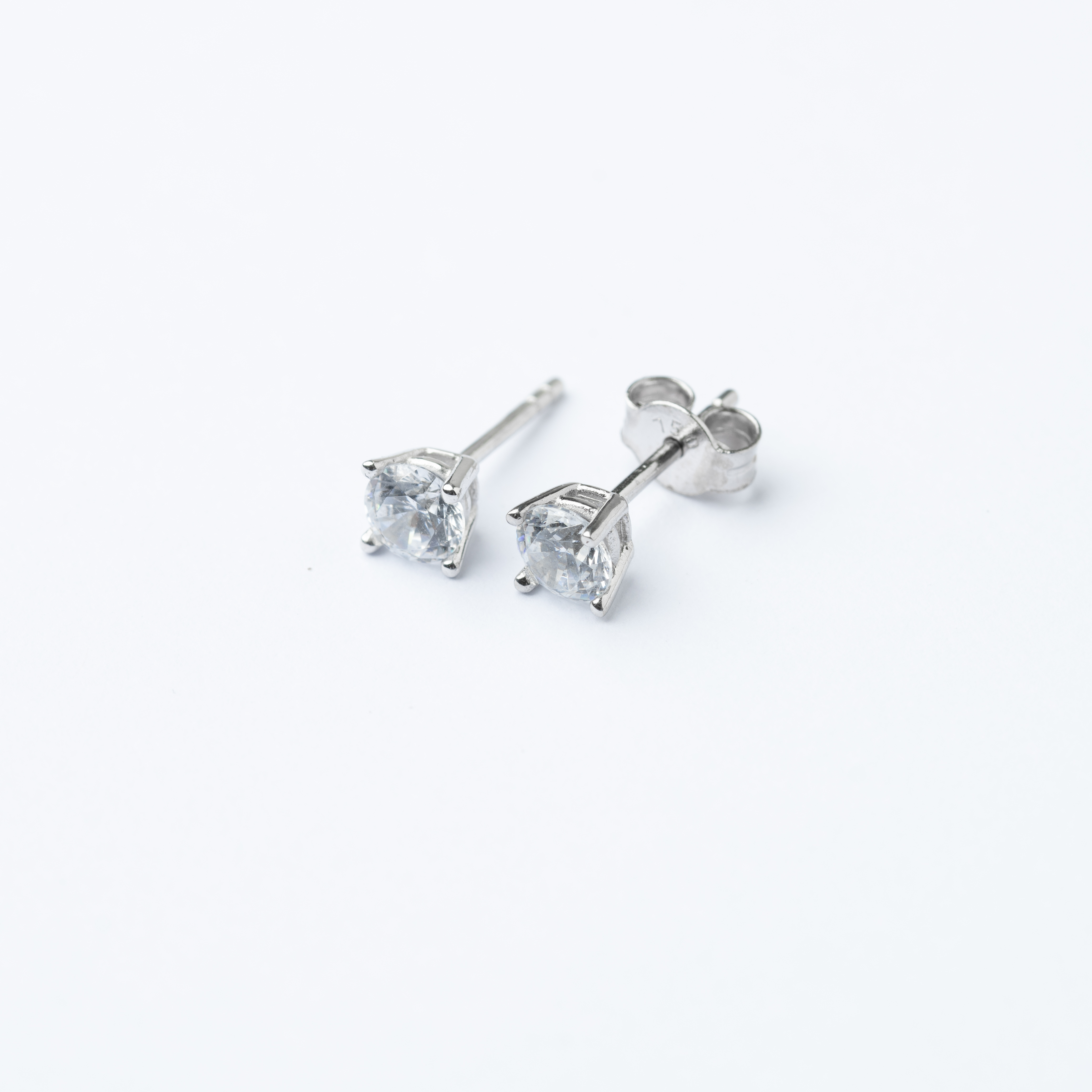  18K Gold Earrings 