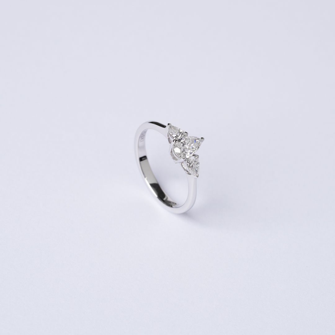  18K Diamond Ring 