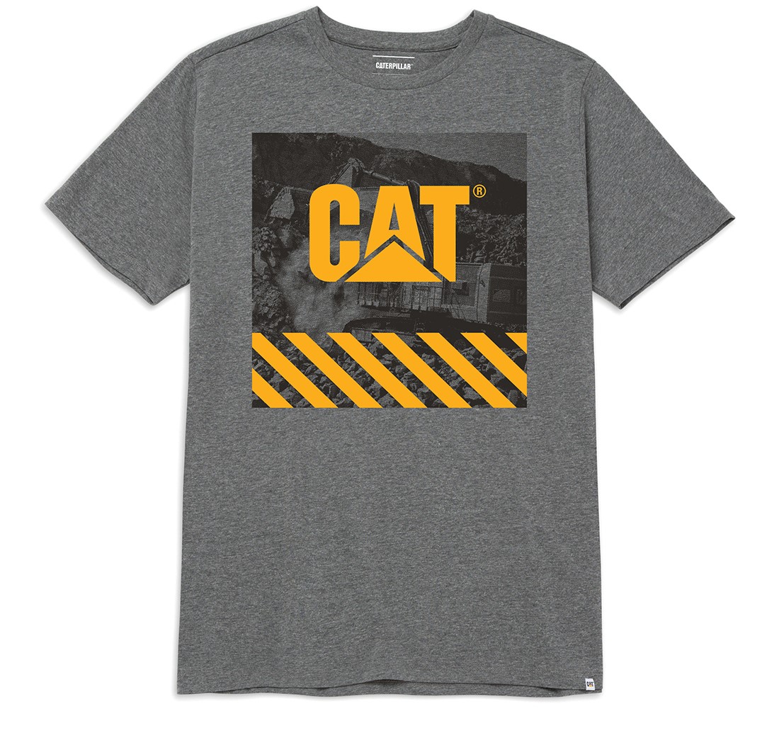 Cat-Workwear Heritage Graphic T-Shirt For Men