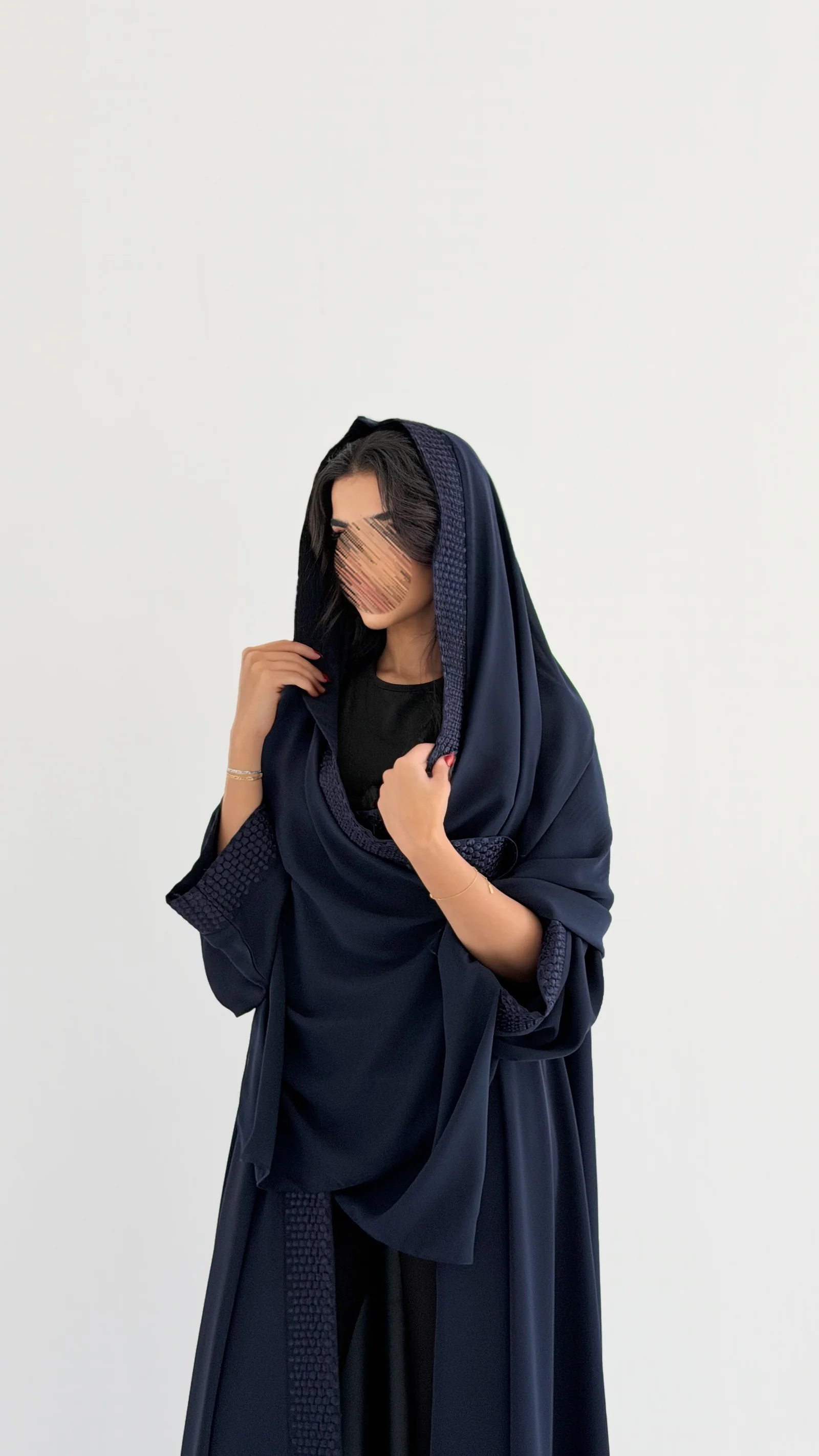 عبايات كحلي ساده