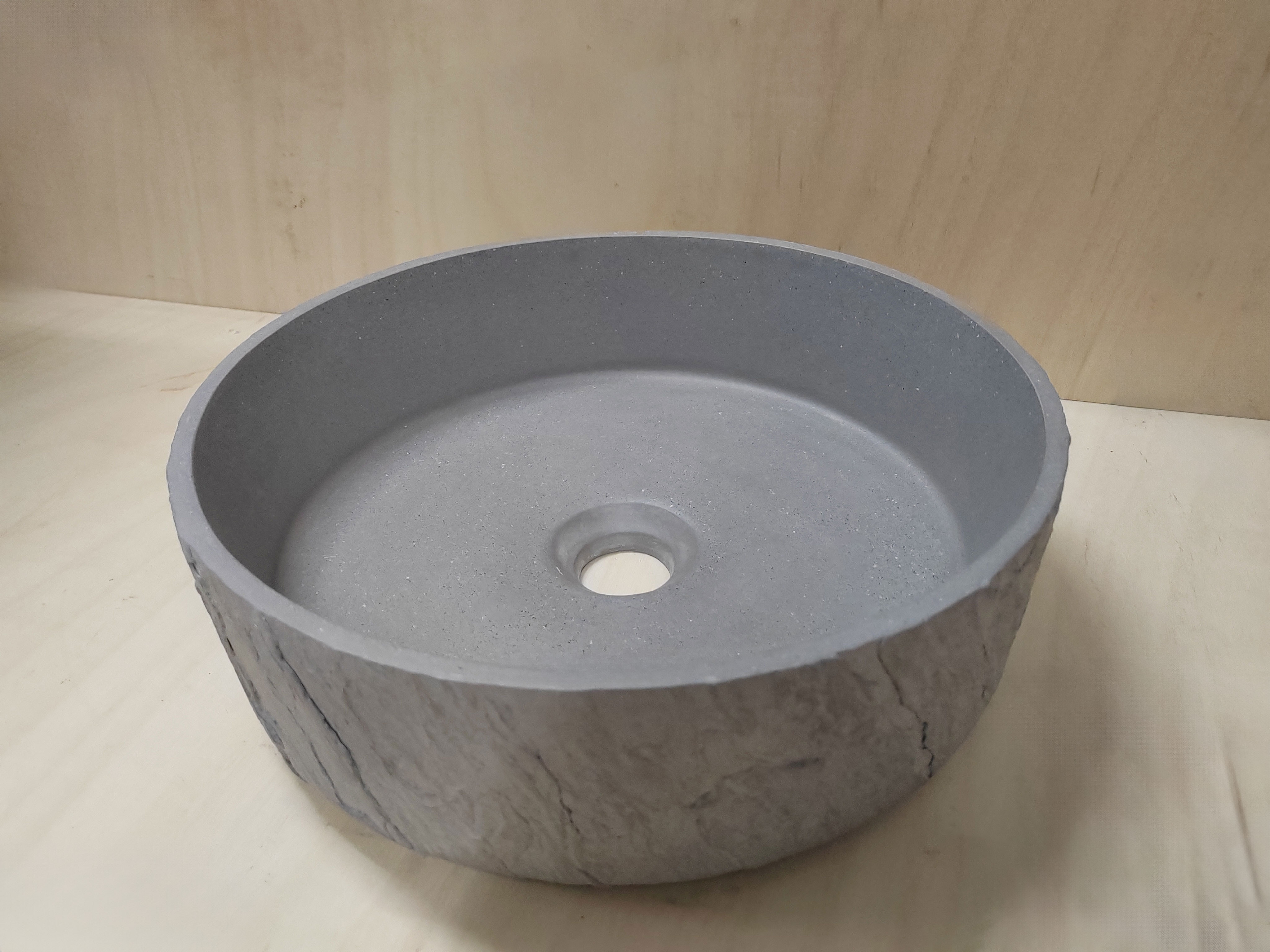  حوض حجر خارجي مقاس 36*36 VERCO  
