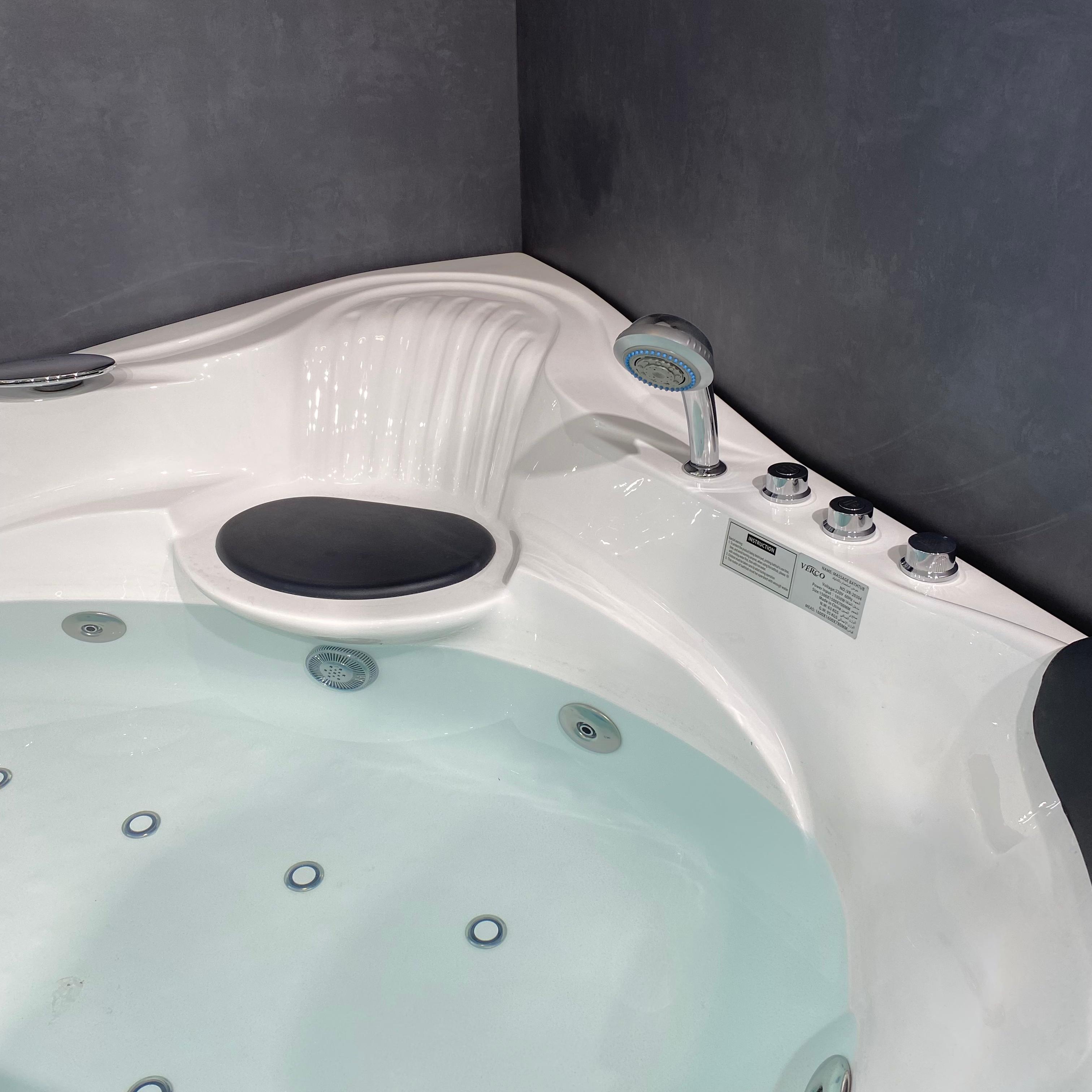  جاكوزي فيركو فاخر زاوية ابيض مقاس VERCO 150*150 cm 