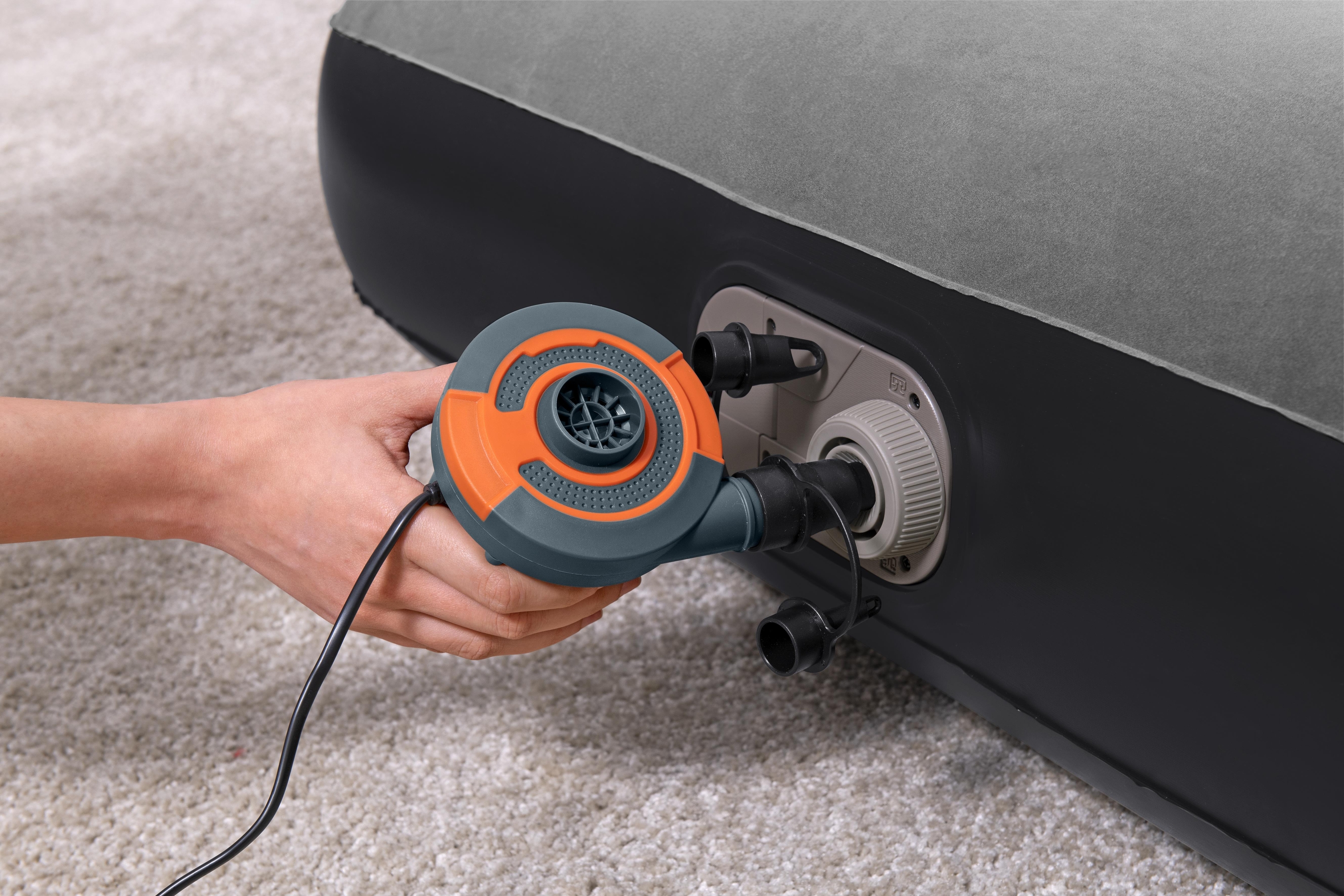  Tritech Air Mattress Queen Built-in AC pump 2.03mx1.52mx30cm  
