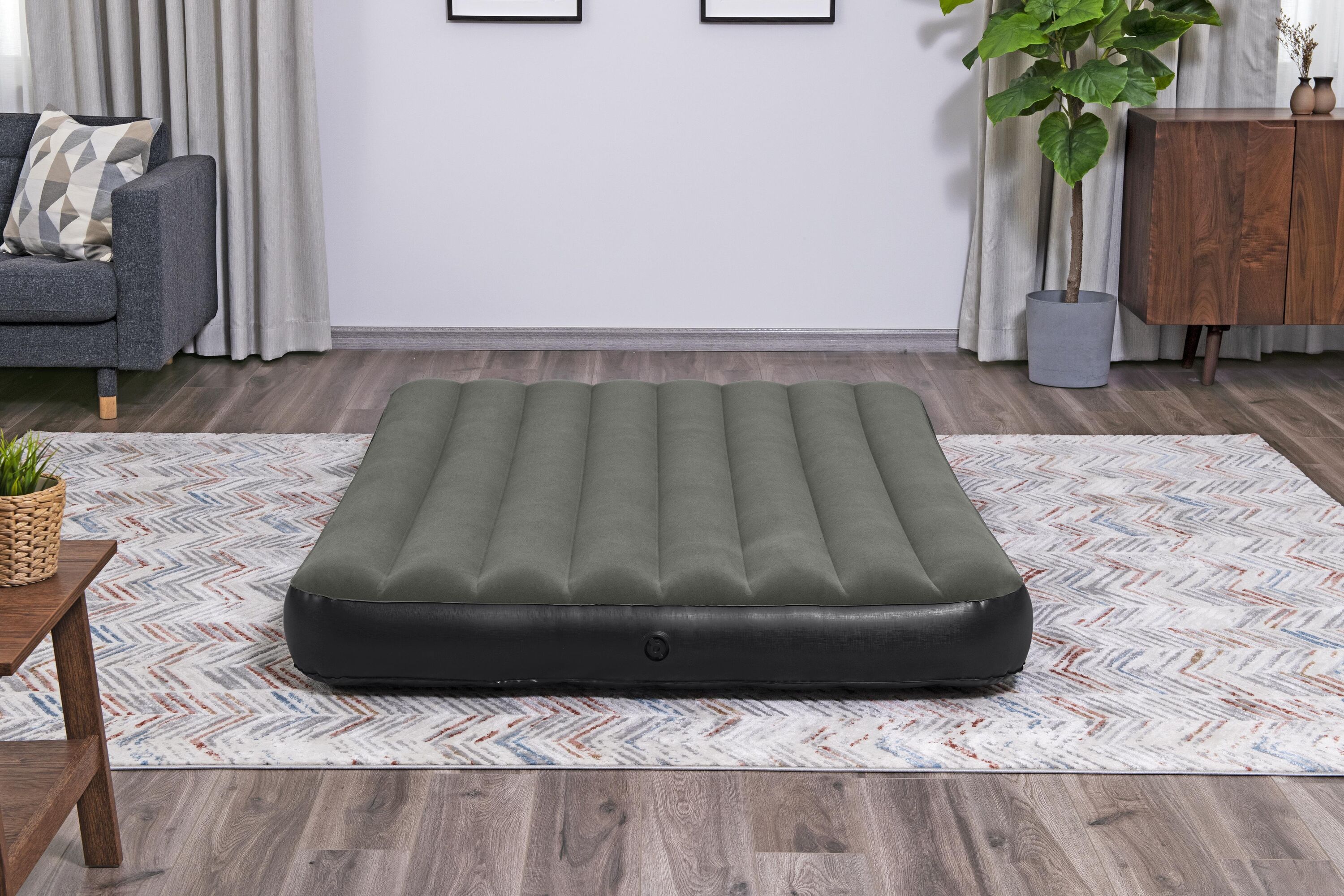  بست واي مرتبة نوم مخمل  1.91M X 1.37M X 25CM  
