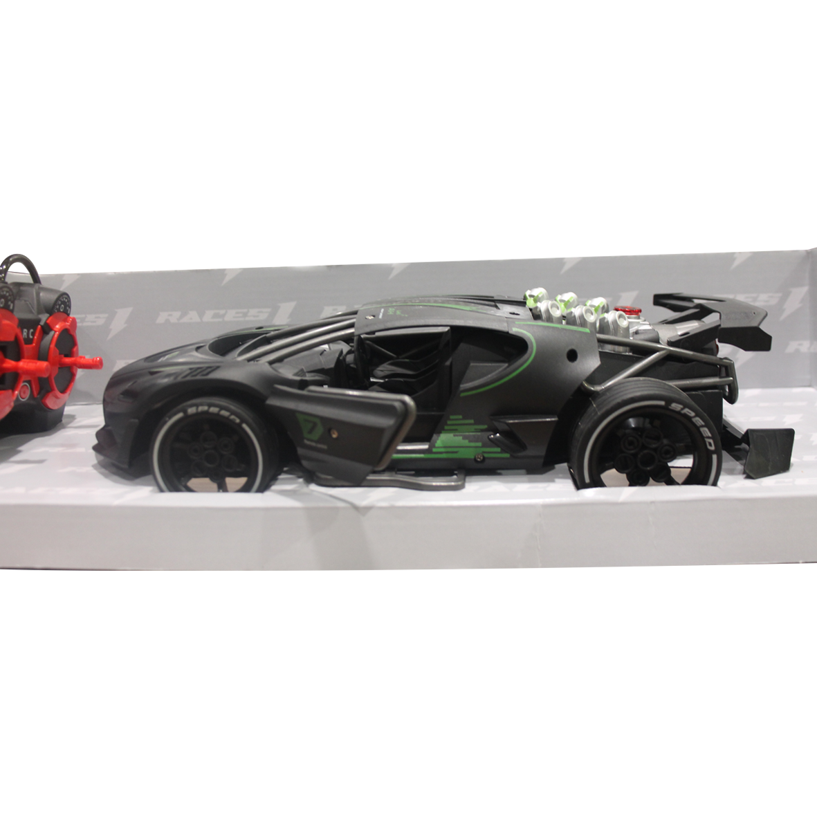  Races R/C Car 1:14 W/Mist Spray & Battery (4CH)10-2372784G 
