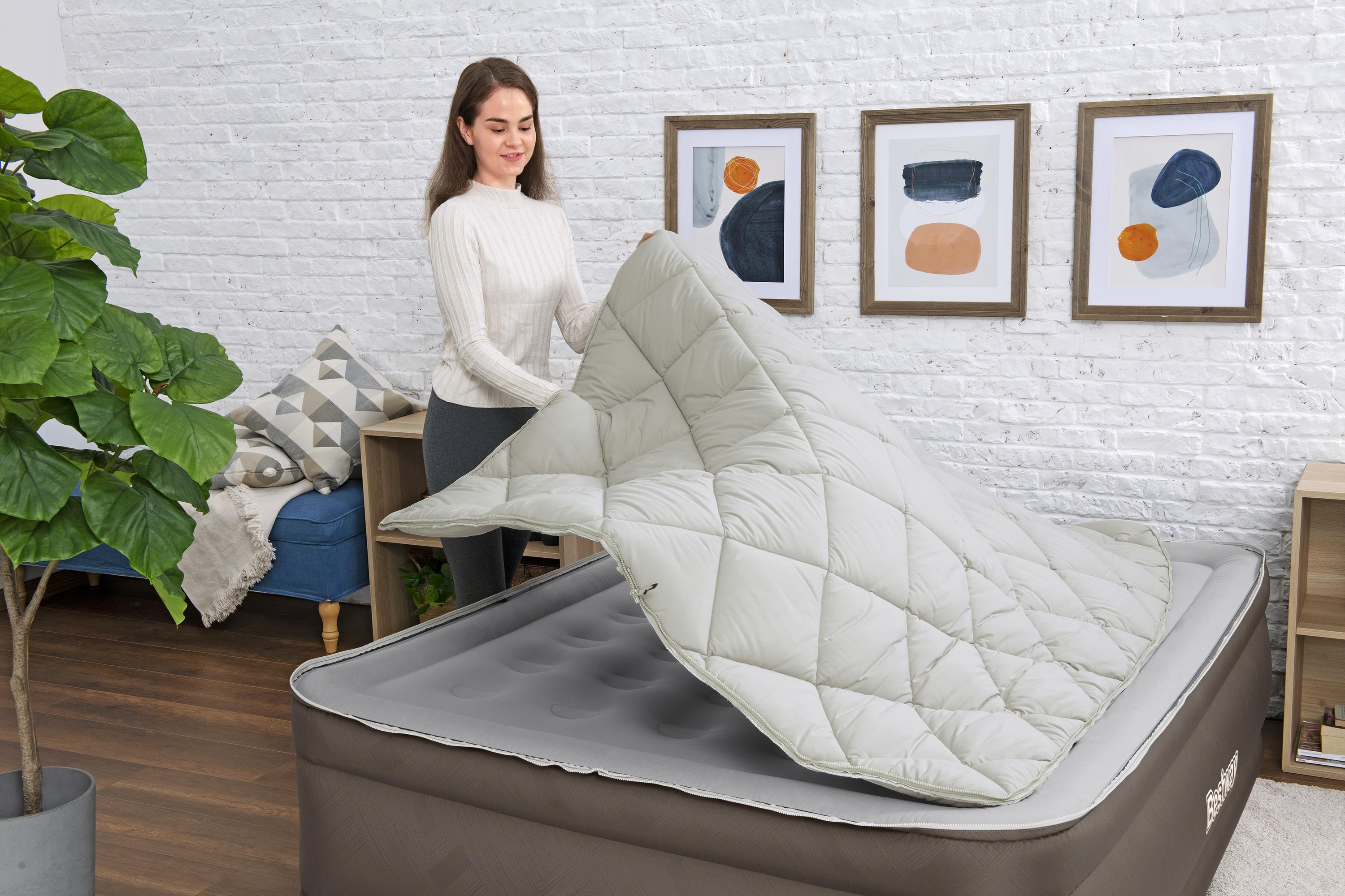   Fortech Duvet Top Air Mattress Queen Built-in AC Pump 2.03M X 1.52M X 51CM  
