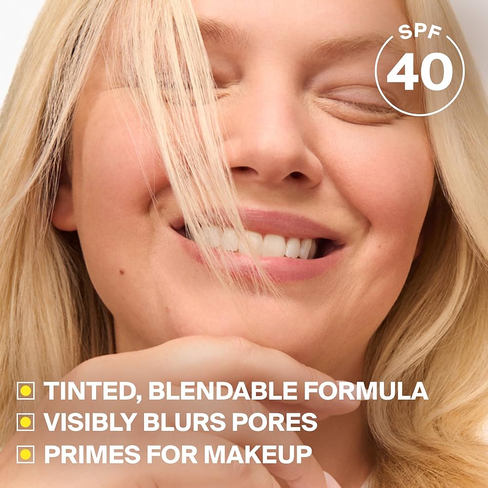  Supergoop! Mineral Mattescreen SPF 40 واقي شمس معدني 100% واسع الطيف، يجمع بين الحماية اليومية والبرايمر في منتج واحد، بتركيبة خالية من الزيوت تمنح البشرة لمسة مطفية، وتقلل مظهر المسام واللمعان، مع مقاومة للماء والتعرق 