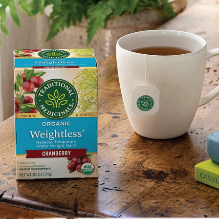  تراديشيونال ميديسينالز Organic Weightless، التوت البري، خالٍ من الكافيين، 16 كيس شاي مغلّف، 85 أونصة (24 جم) 