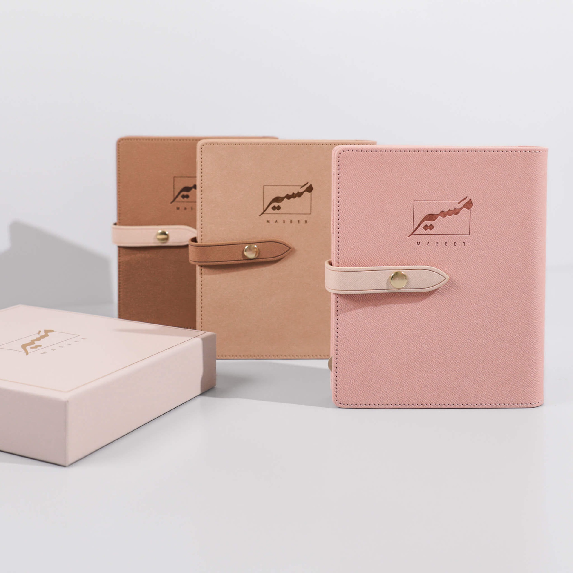 Maseer undated agenda in three colors