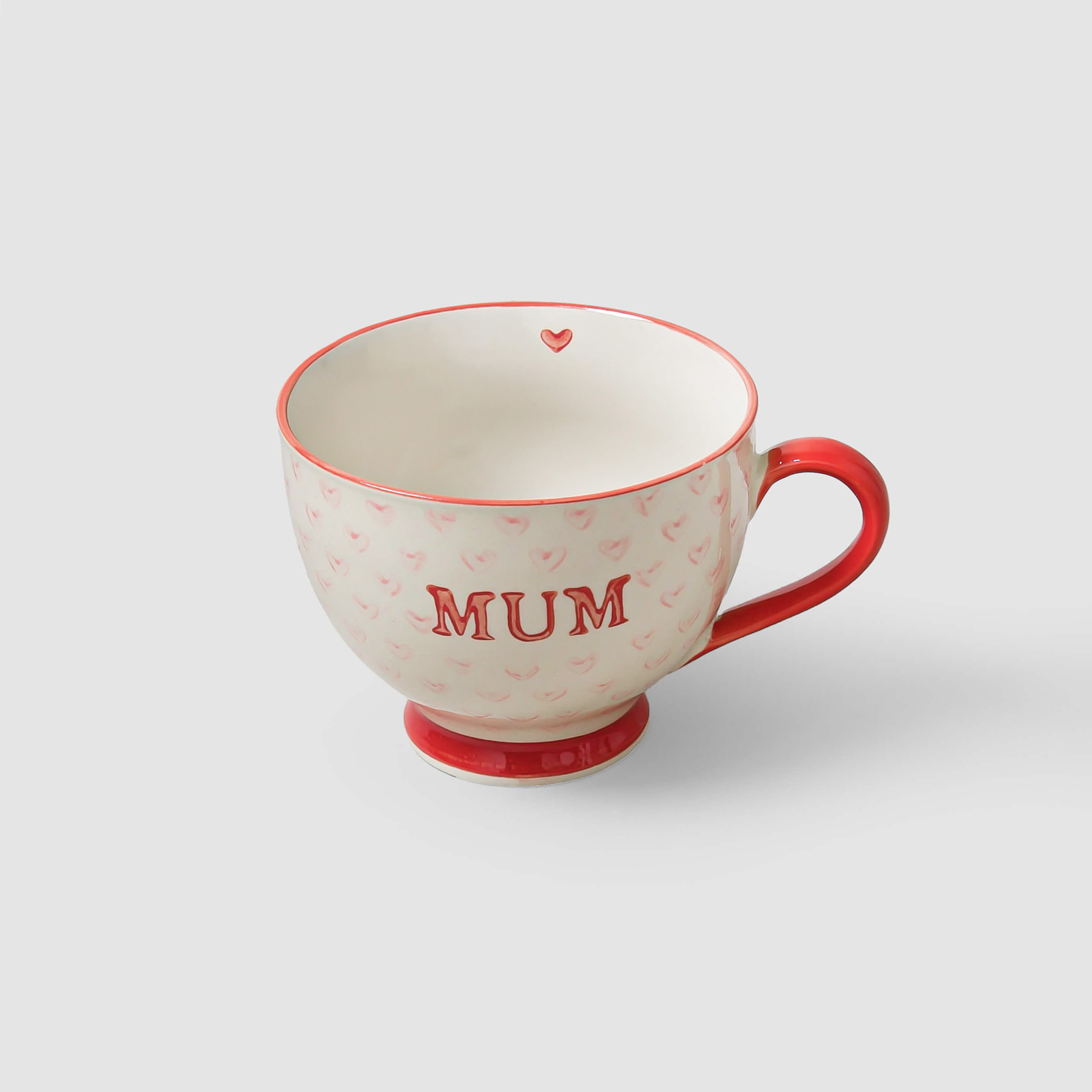 نقش كلمة mum على كوب رسيل