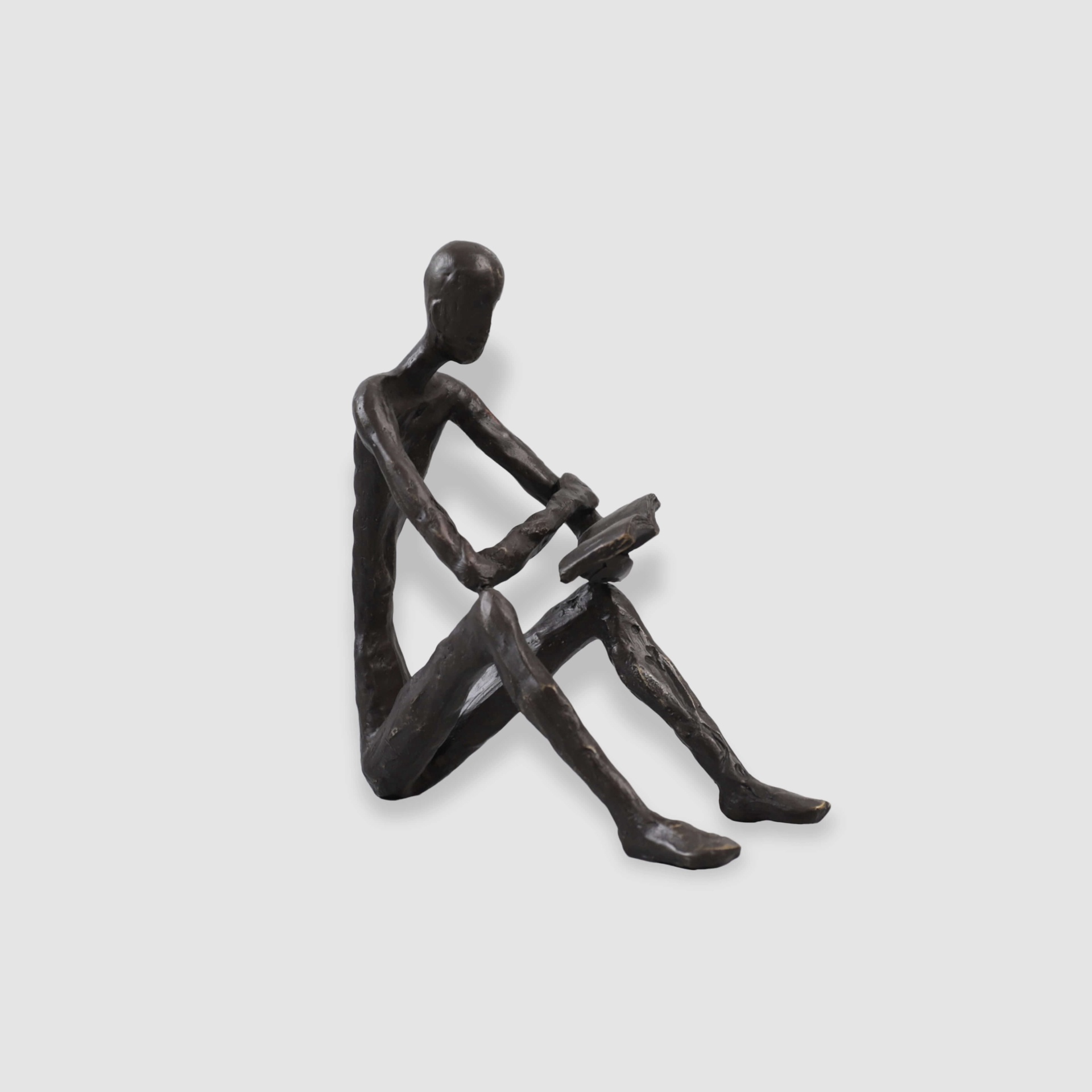 Premium office gift Esteel figurine by Raseel
