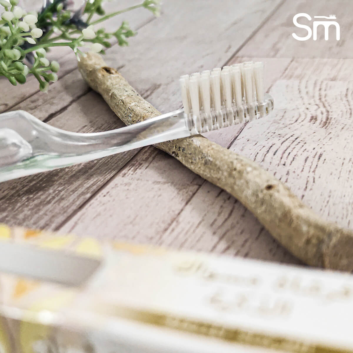 Side shot of Smart Portable Miswak Toothbrush with miswak