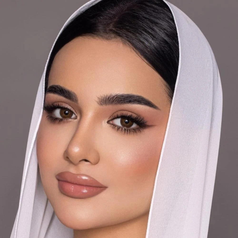 أنستازيا عدسات لاصقة تجميلية ملونة – عرض 1+1 مجاناً