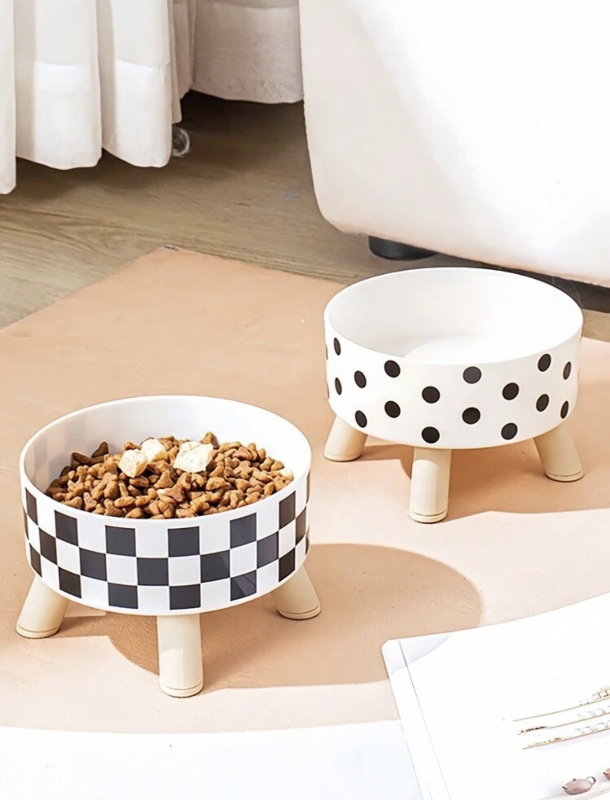Stainless steel cat food bowl - polka dots