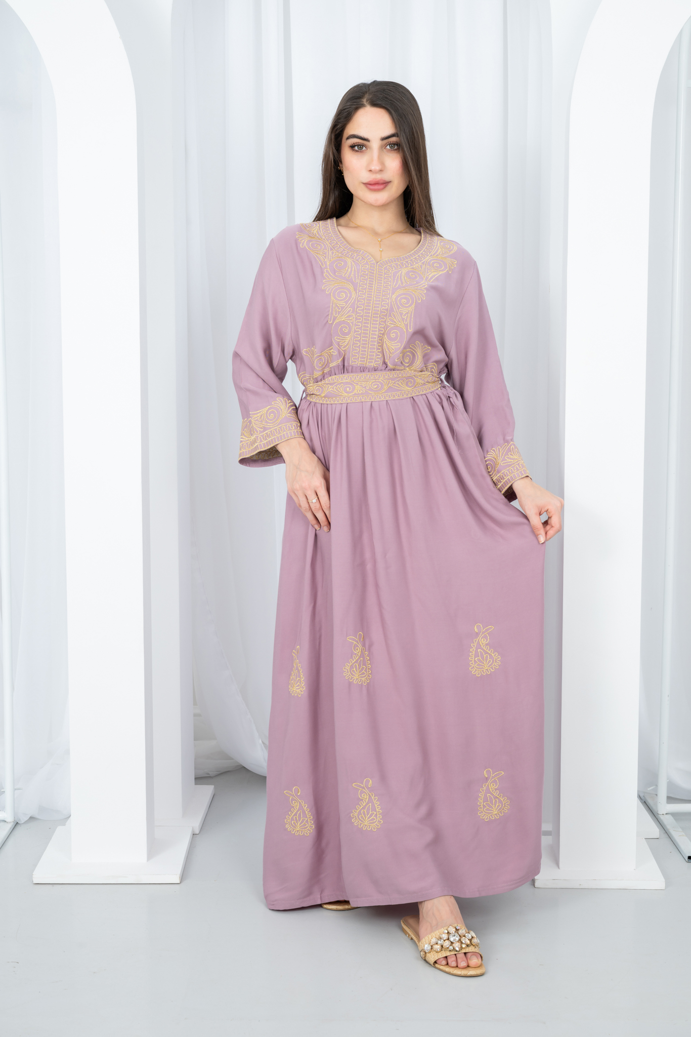 جلابيه نسائية ميدي ربع كم قصيرة رقبة v - لايق عليك 
