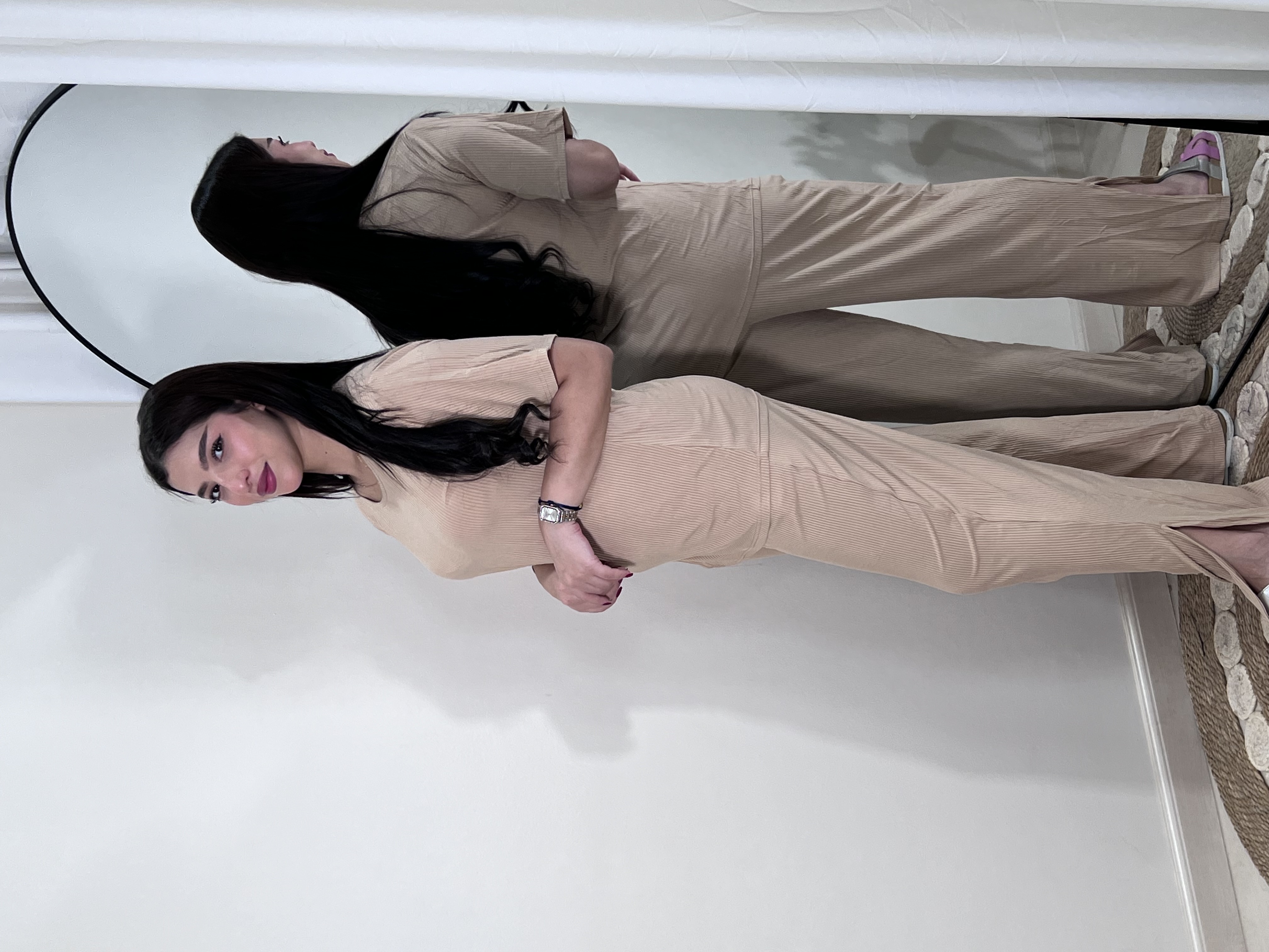 بجامة فري سايز بقصه جانبيه 