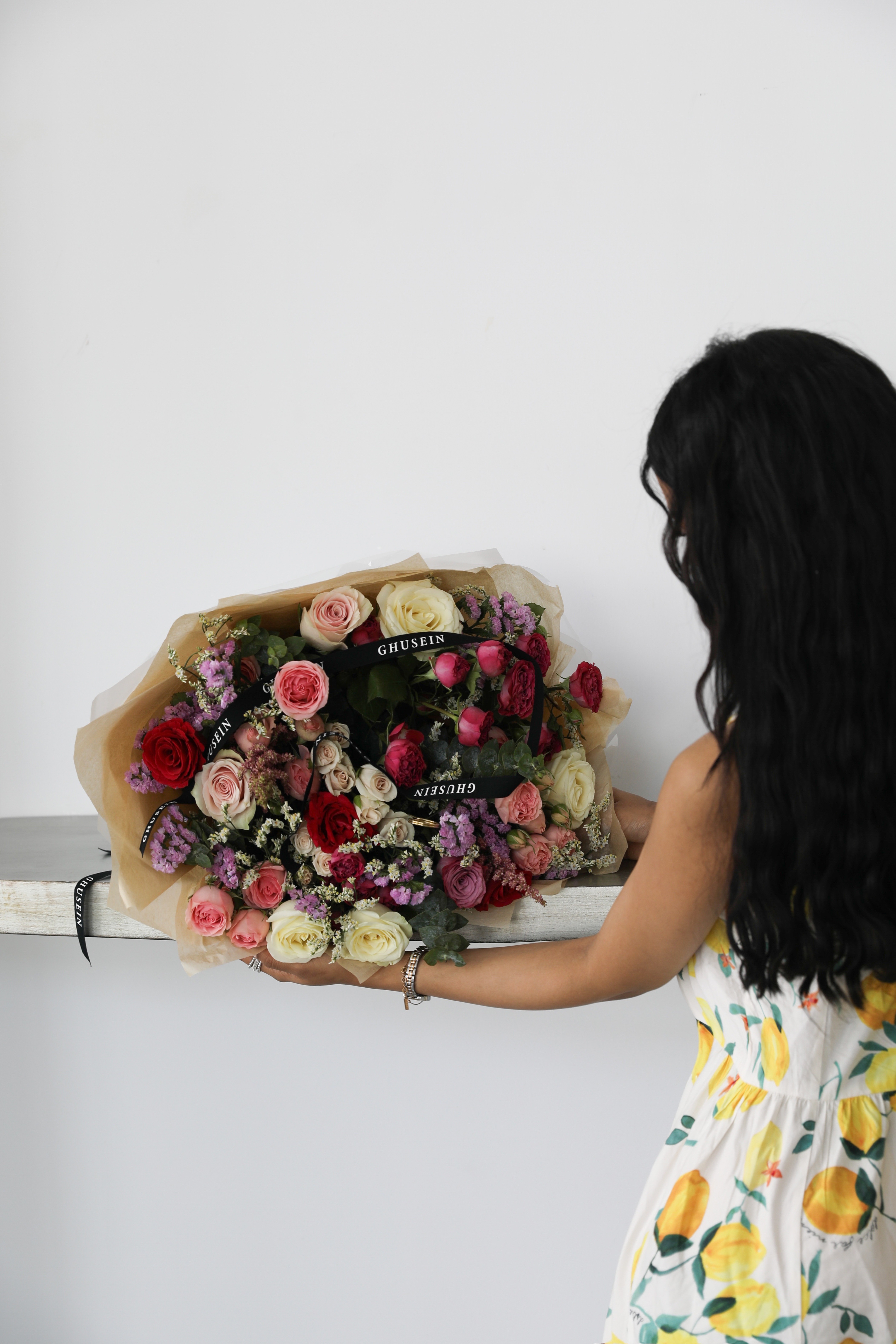 باقة ورد ملونة