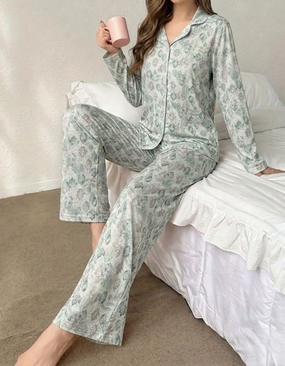  BIT 1 Women's 2-Piece Pajama Set with Soft Autumn Leaf Print - Shirt & Pants 
