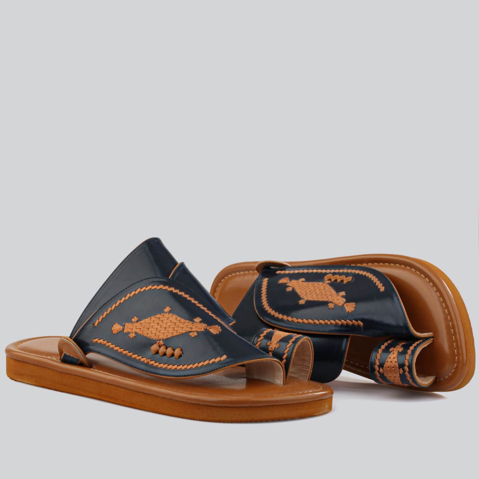 Luxury men's slippers with laser embroidery