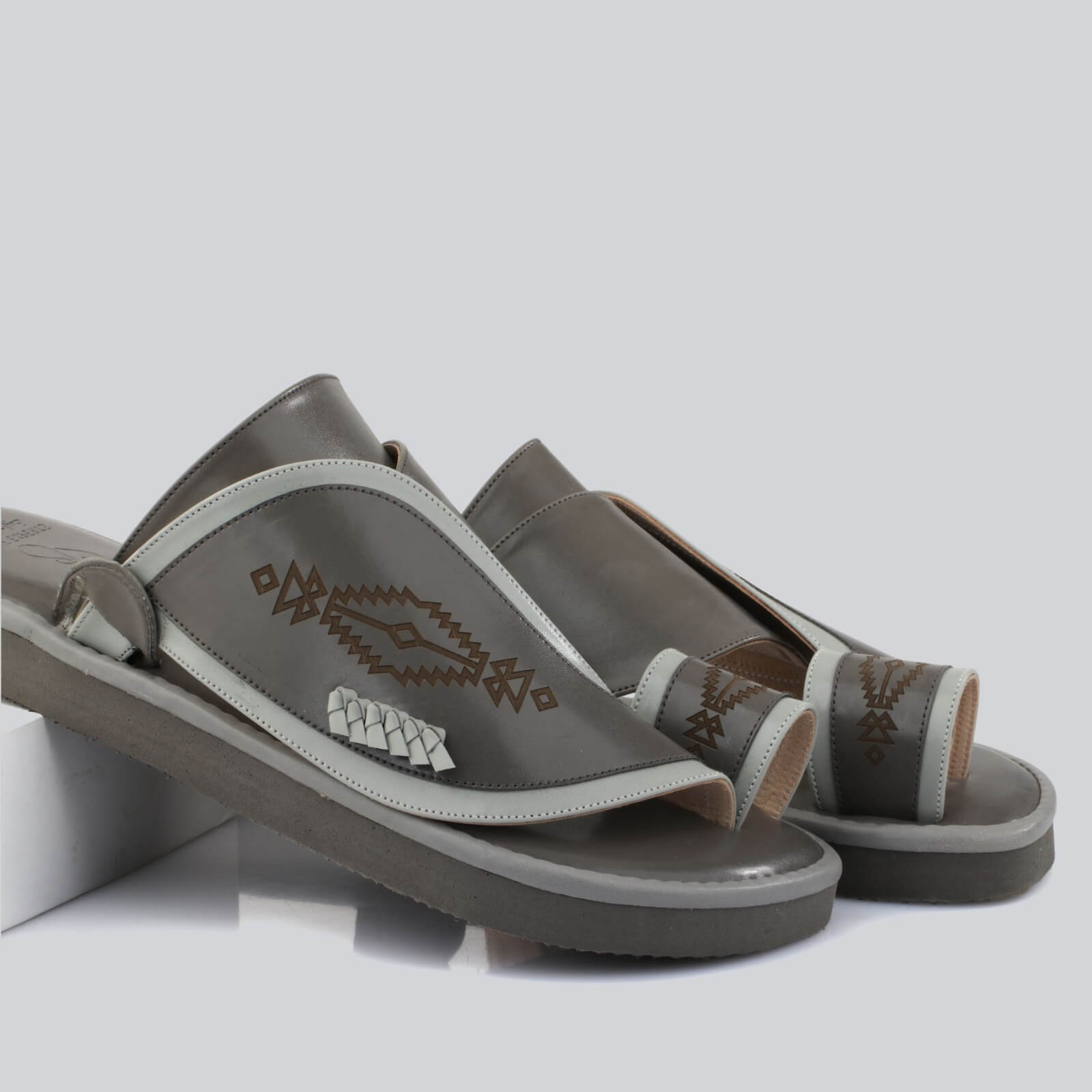 Luxury men's slippers with laser embroidery
