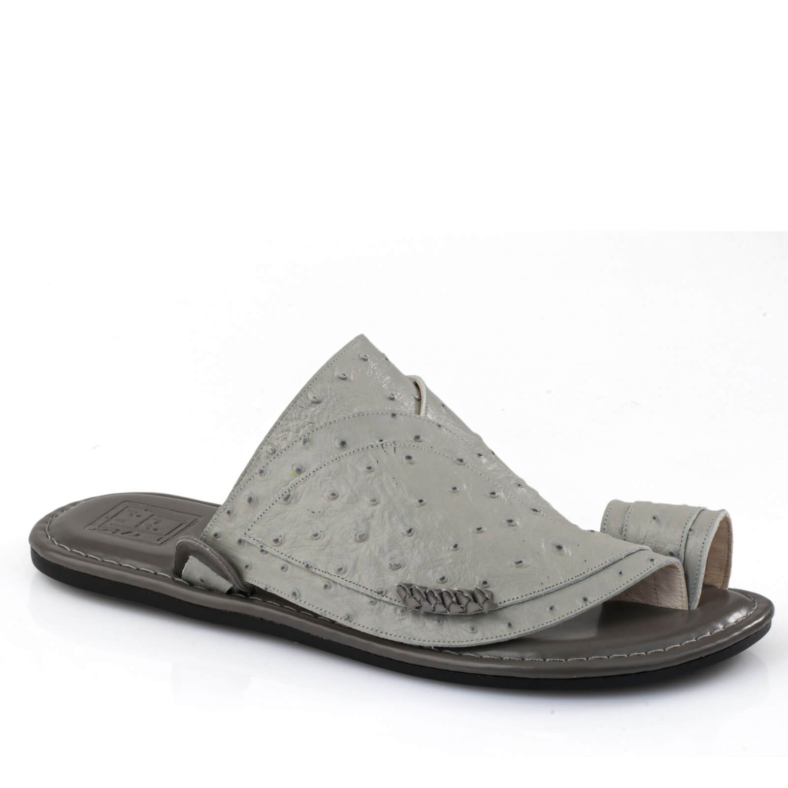 Light grey men's oriental sandal with ostrich texture and comfortable design